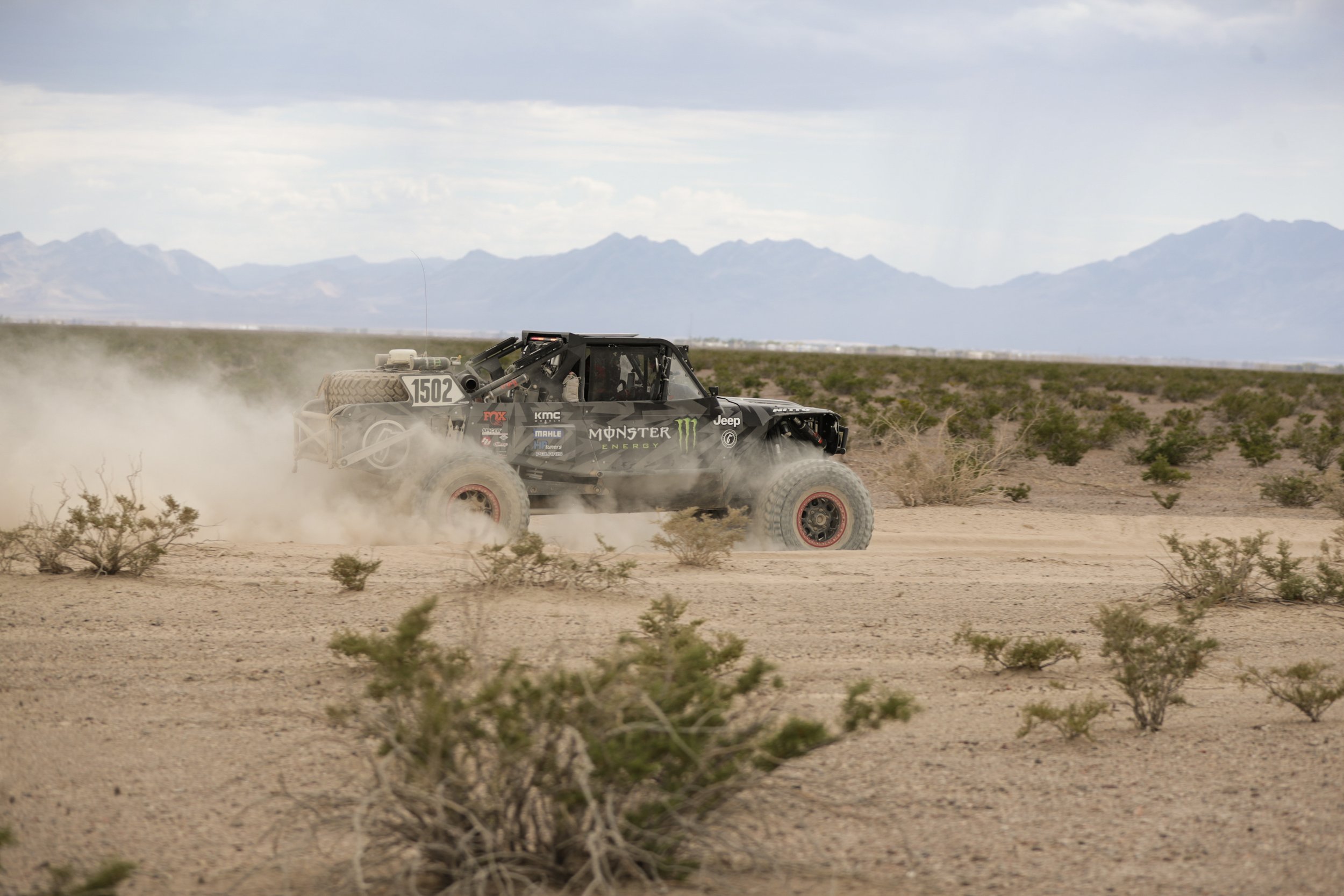 8_16_CaseyCurrie_Vegas2Reno_Qualifying_TrophyJeep_NoCrop_014.jpg