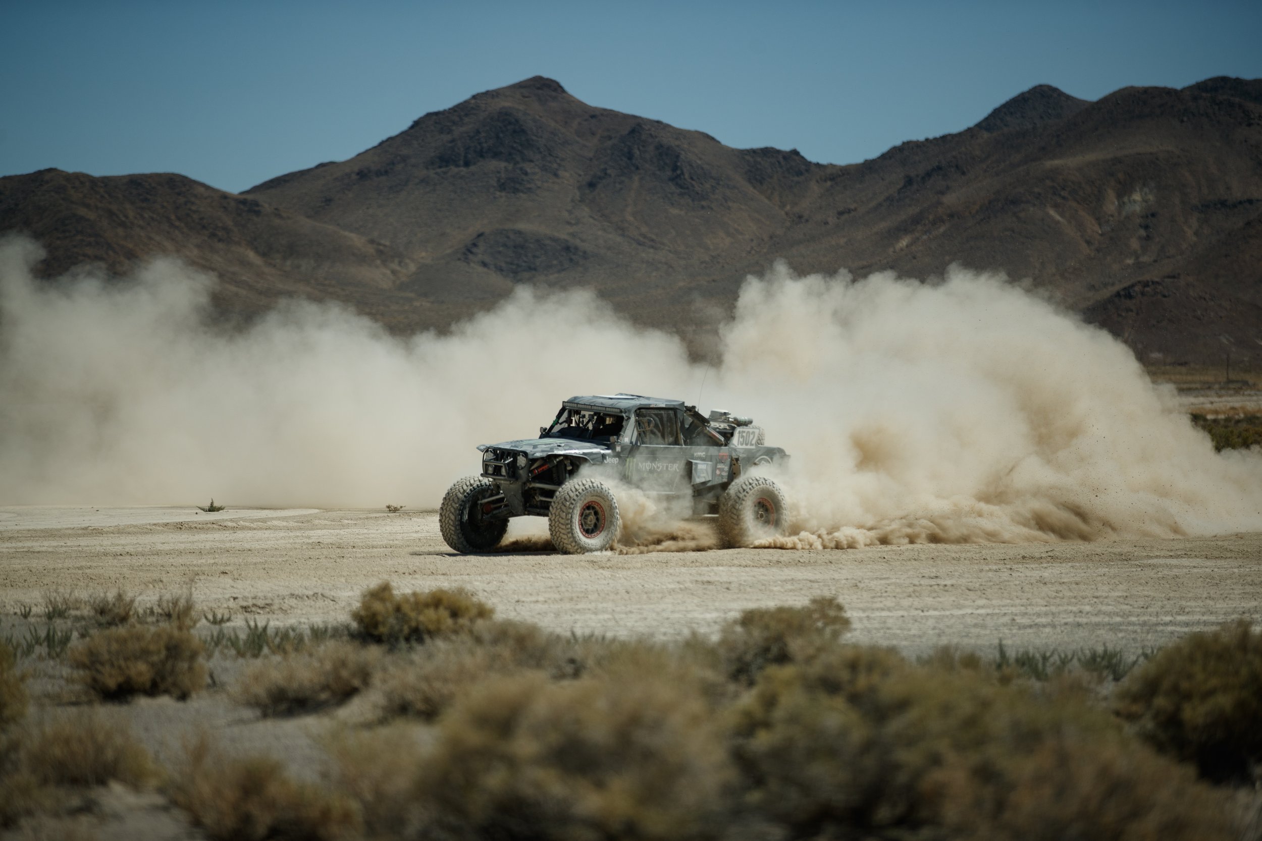 8_18_CaseyCurrie_Vegas2Reno_RaceDay_TrophyJeep_NoCrop_009.jpg