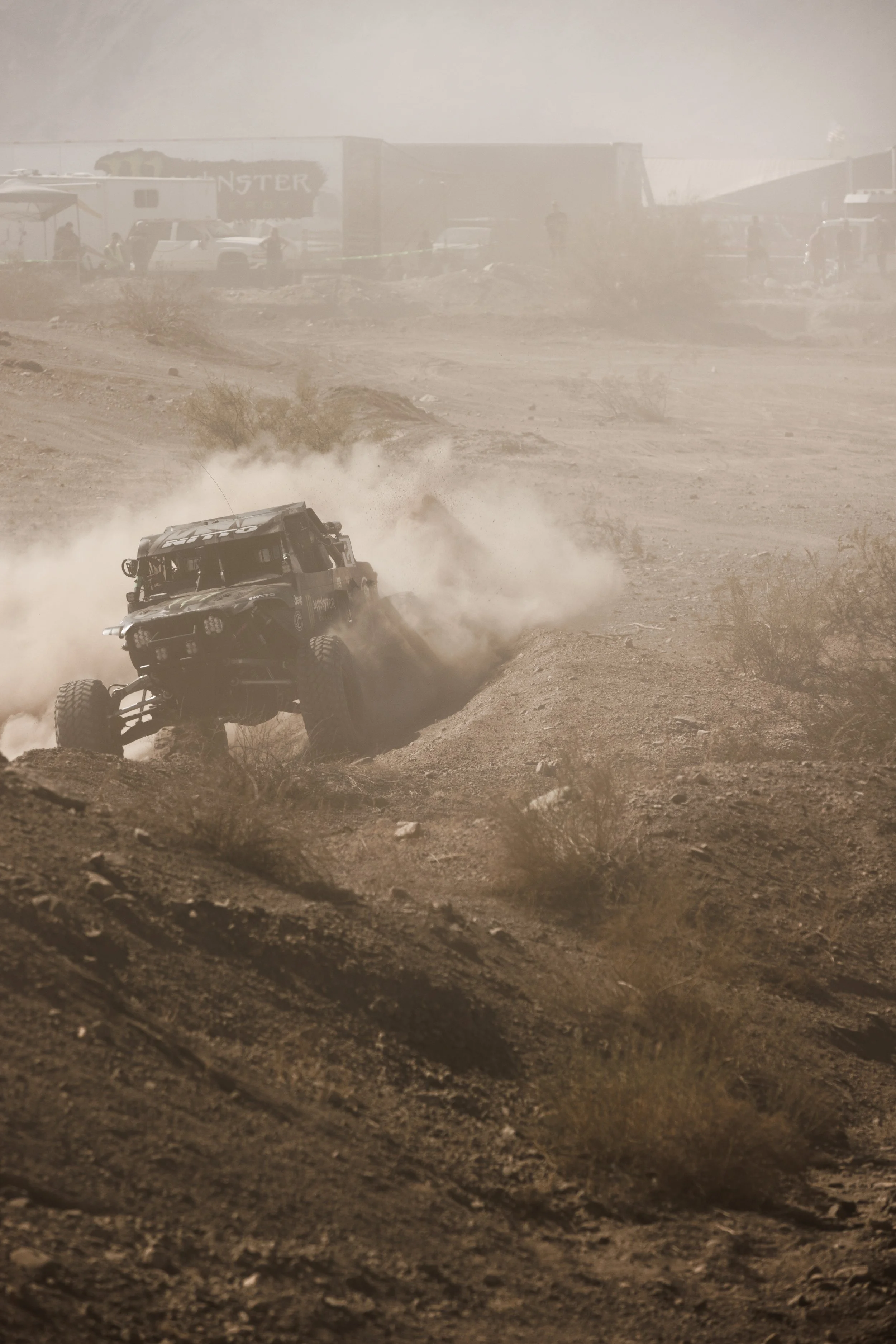 10_27_CaseyCurrie_LegendsOfHavasu_HavasuAZ_TrophyJeep_Ultra4_NoCrop_009.jpg