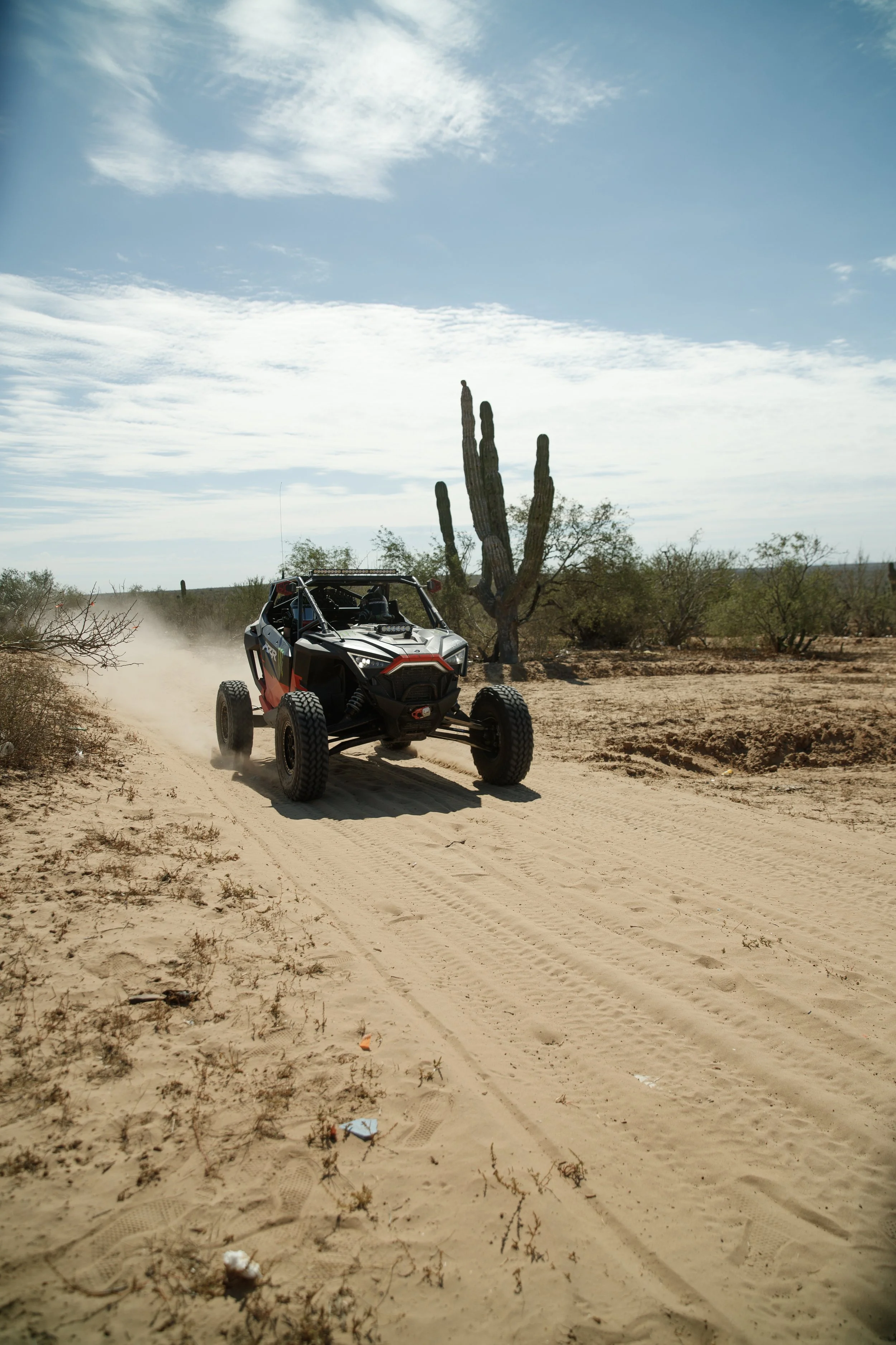 11_7_CaseyCurrie_Baja1000PreRunning_BajaCaliforniaMexico_PolarisRZR_NoCrop_028.jpg