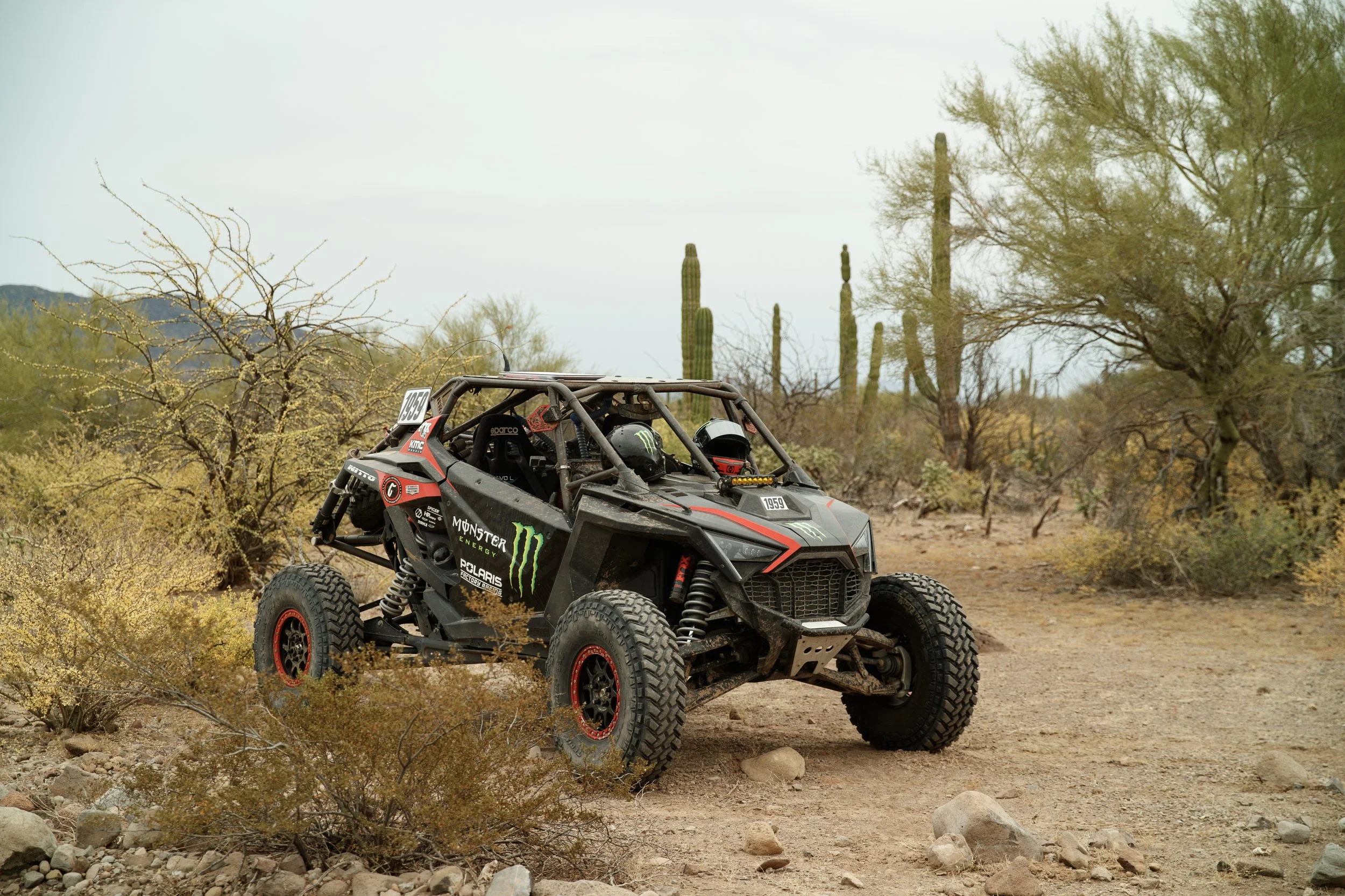 11_7_CaseyCurrie_Baja1000PreRunning_BajaCaliforniaMexico_PolarisRZR_NoCrop_050.jpg