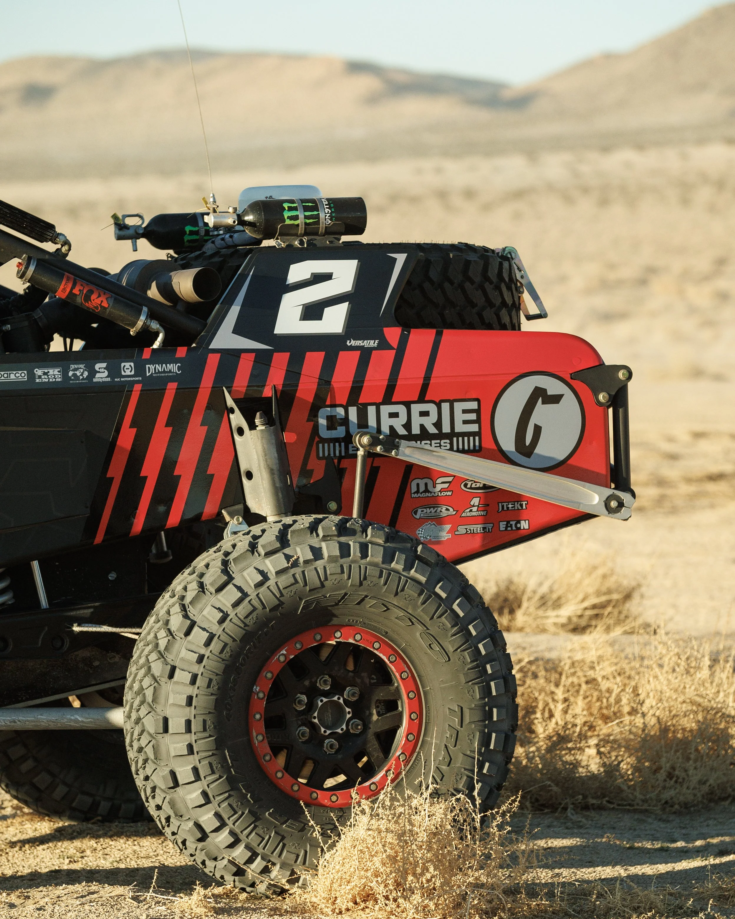 1_29_CaseyCurrie_KingofHammers_TrophyJeep_Shakedown_Instapost4x5_007.jpg