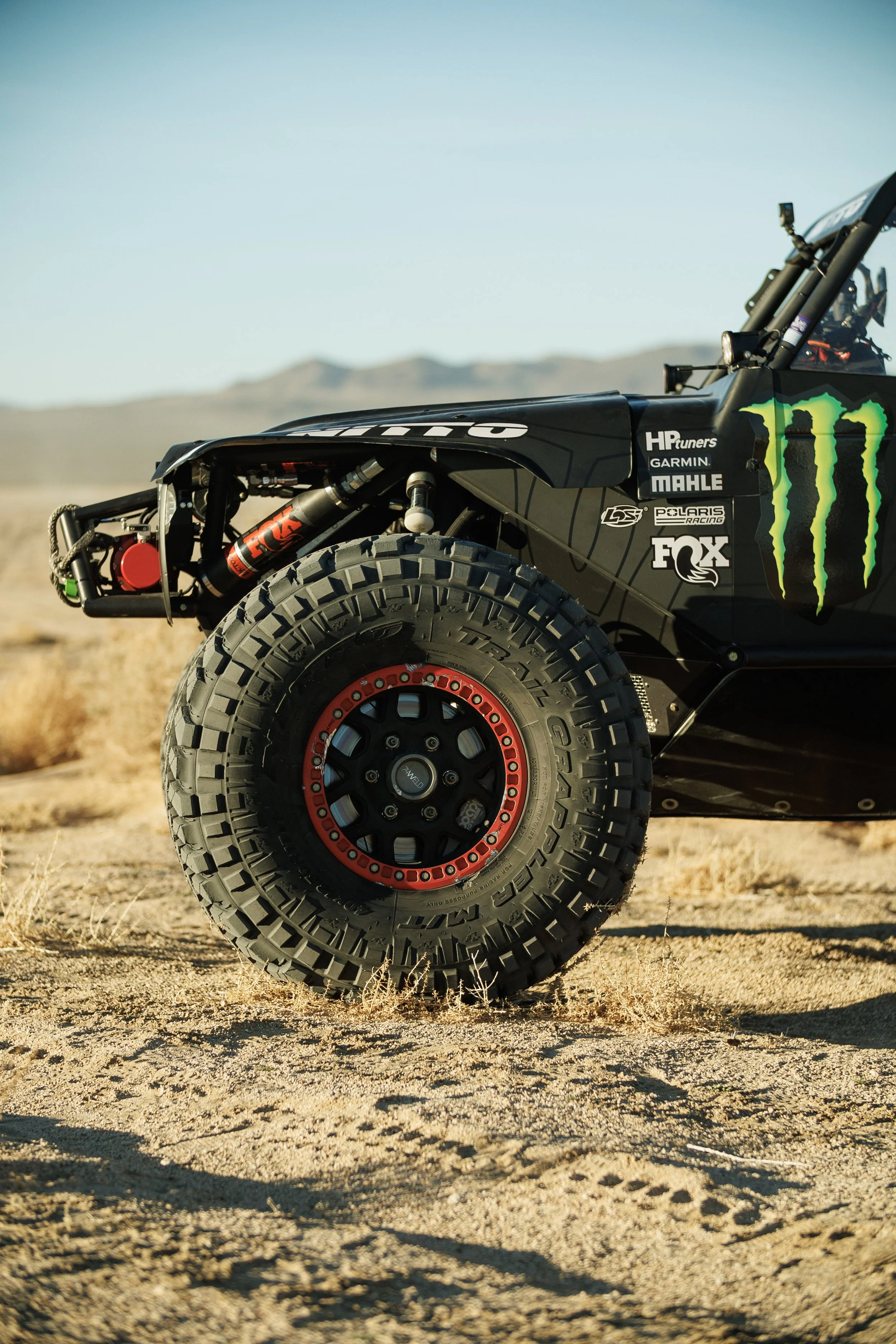 1_29_CaseyCurrie_KingofHammers_TrophyJeep_Shakedown_NoCrop_008.jpg