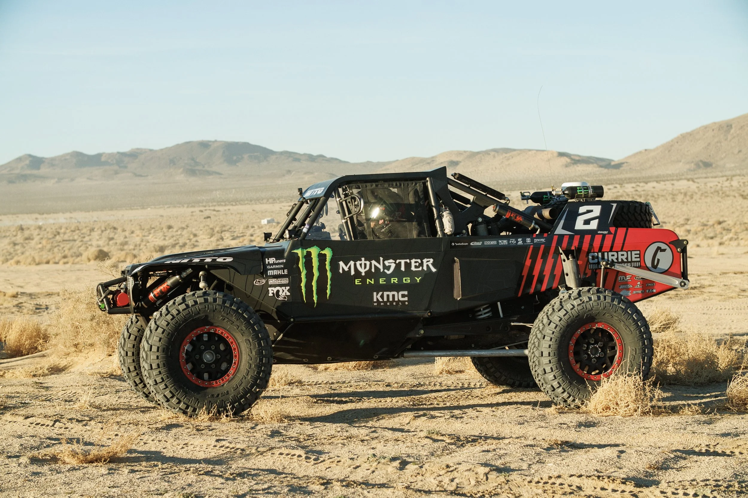 1_29_CaseyCurrie_KingofHammers_TrophyJeep_Shakedown_NoCrop_012.jpg