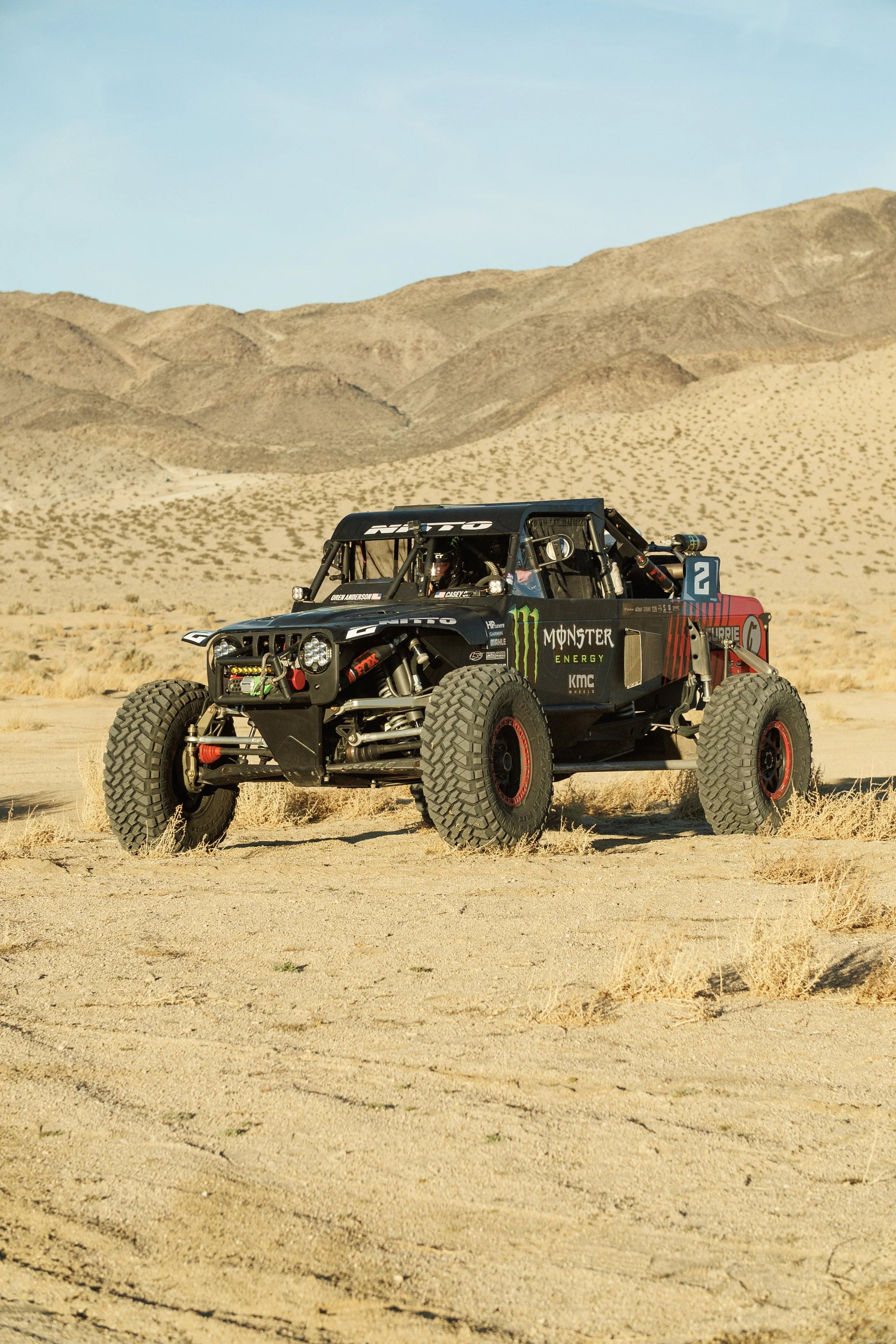 1_29_CaseyCurrie_KingofHammers_TrophyJeep_Shakedown_NoCrop_014.jpg