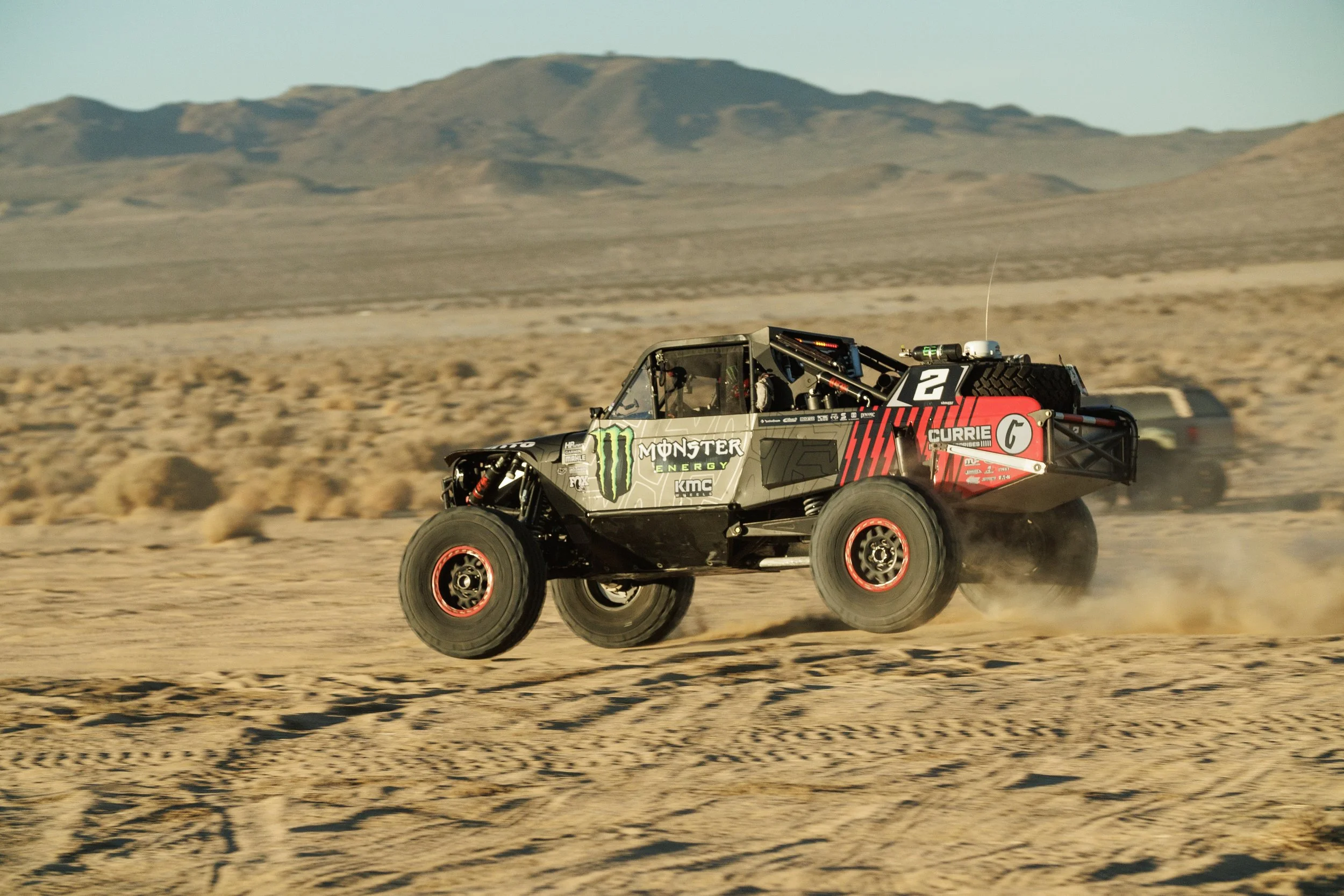 1_29_CaseyCurrie_KingofHammers_TrophyJeep_Shakedown_NoCrop_021.jpg