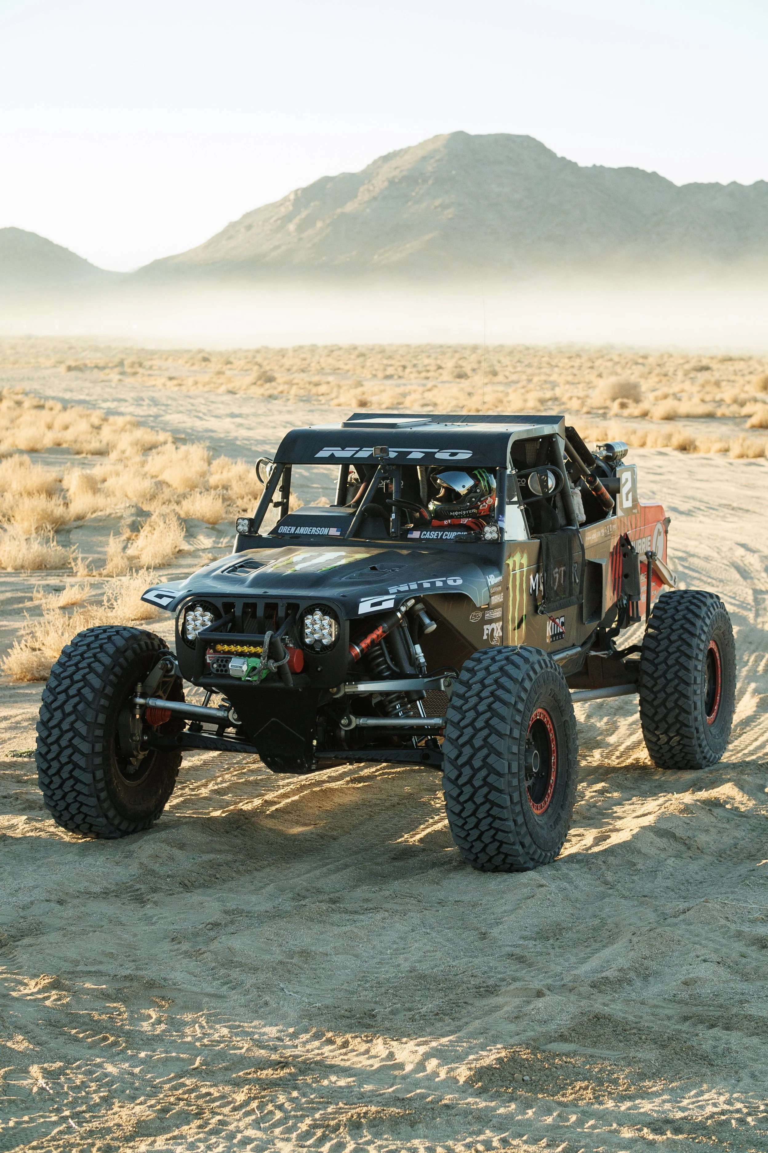1_29_CaseyCurrie_KingofHammers_TrophyJeep_Shakedown_NoCrop_029.jpg