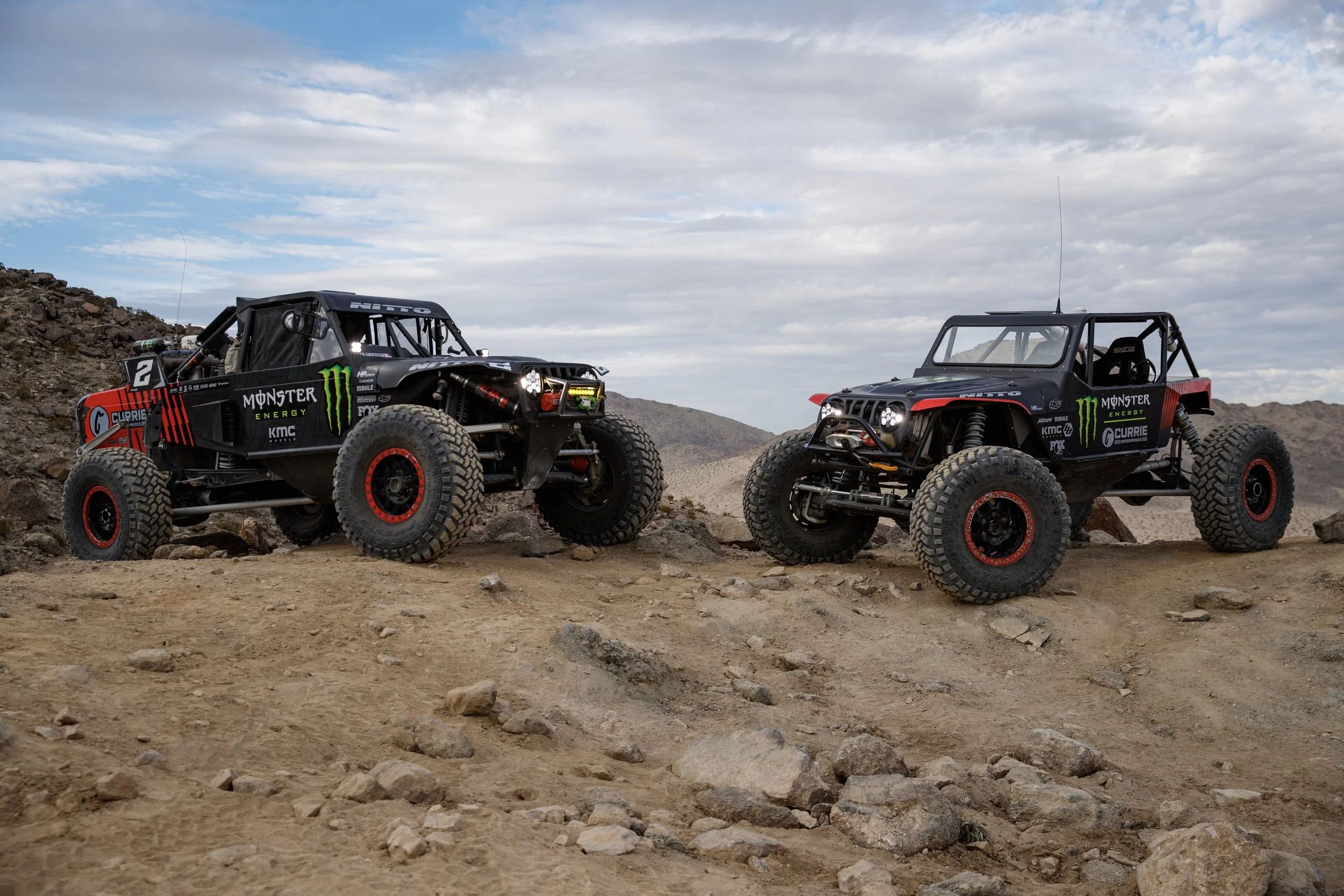 2_1_CaseyCurrie_KingOfHammers_JohnsonValleyCA_TrophyJeep_NoCrop_002.jpg