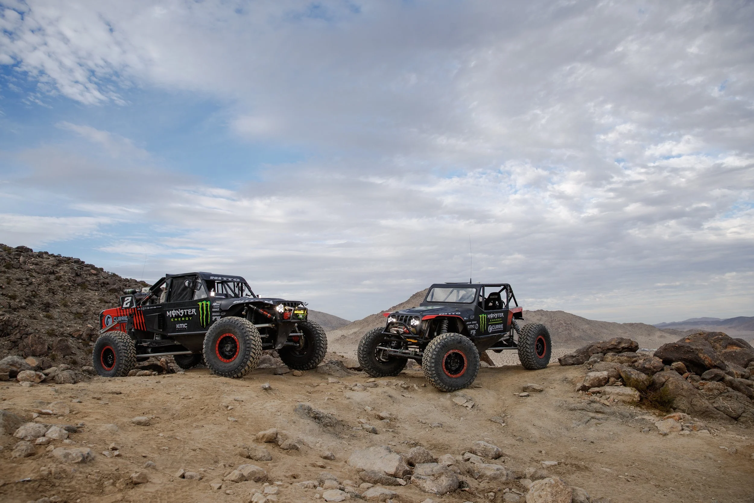 2_1_CaseyCurrie_KingOfHammers_JohnsonValleyCA_TrophyJeep_NoCrop_006.jpg