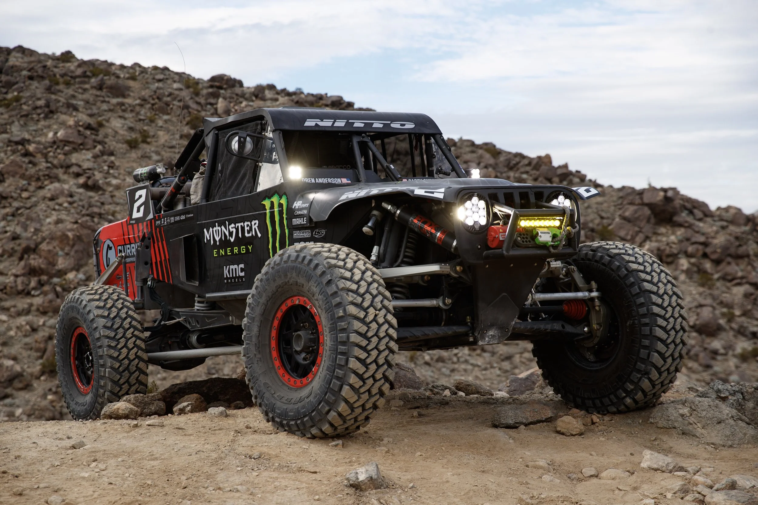 2_1_CaseyCurrie_KingOfHammers_JohnsonValleyCA_TrophyJeep_NoCrop_010.jpg
