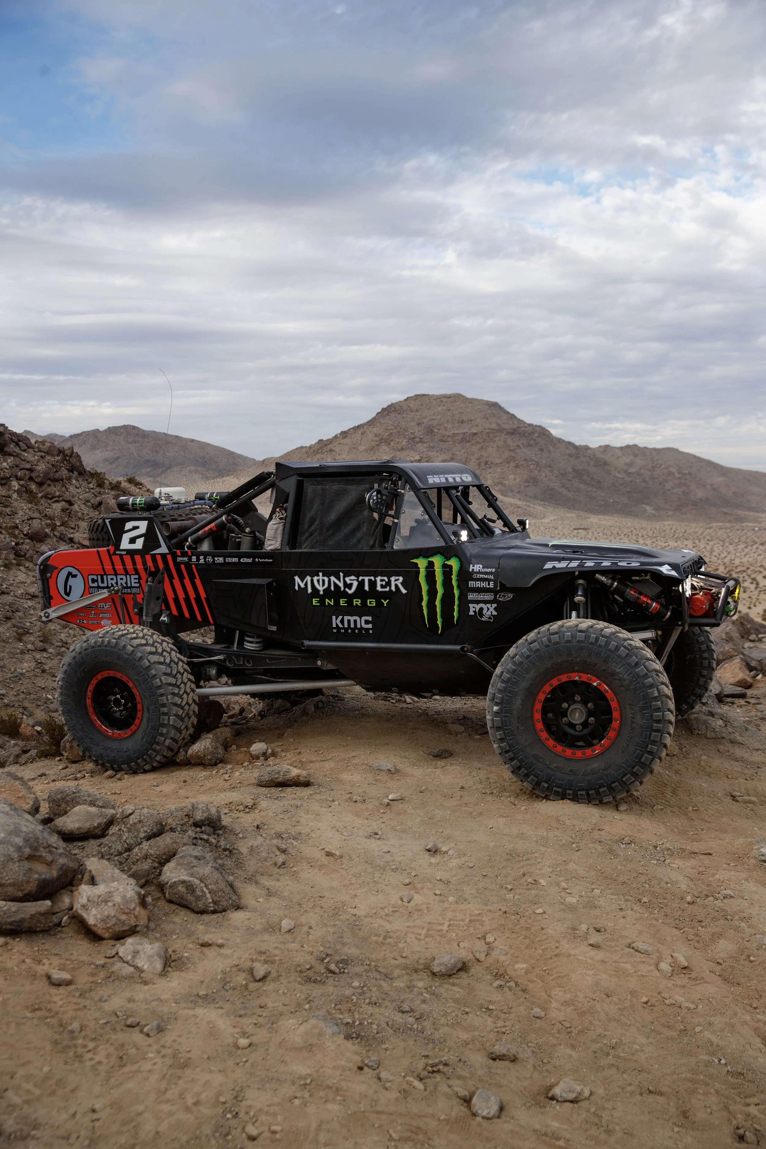 2_1_CaseyCurrie_KingOfHammers_JohnsonValleyCA_TrophyJeep_NoCrop_014.jpg