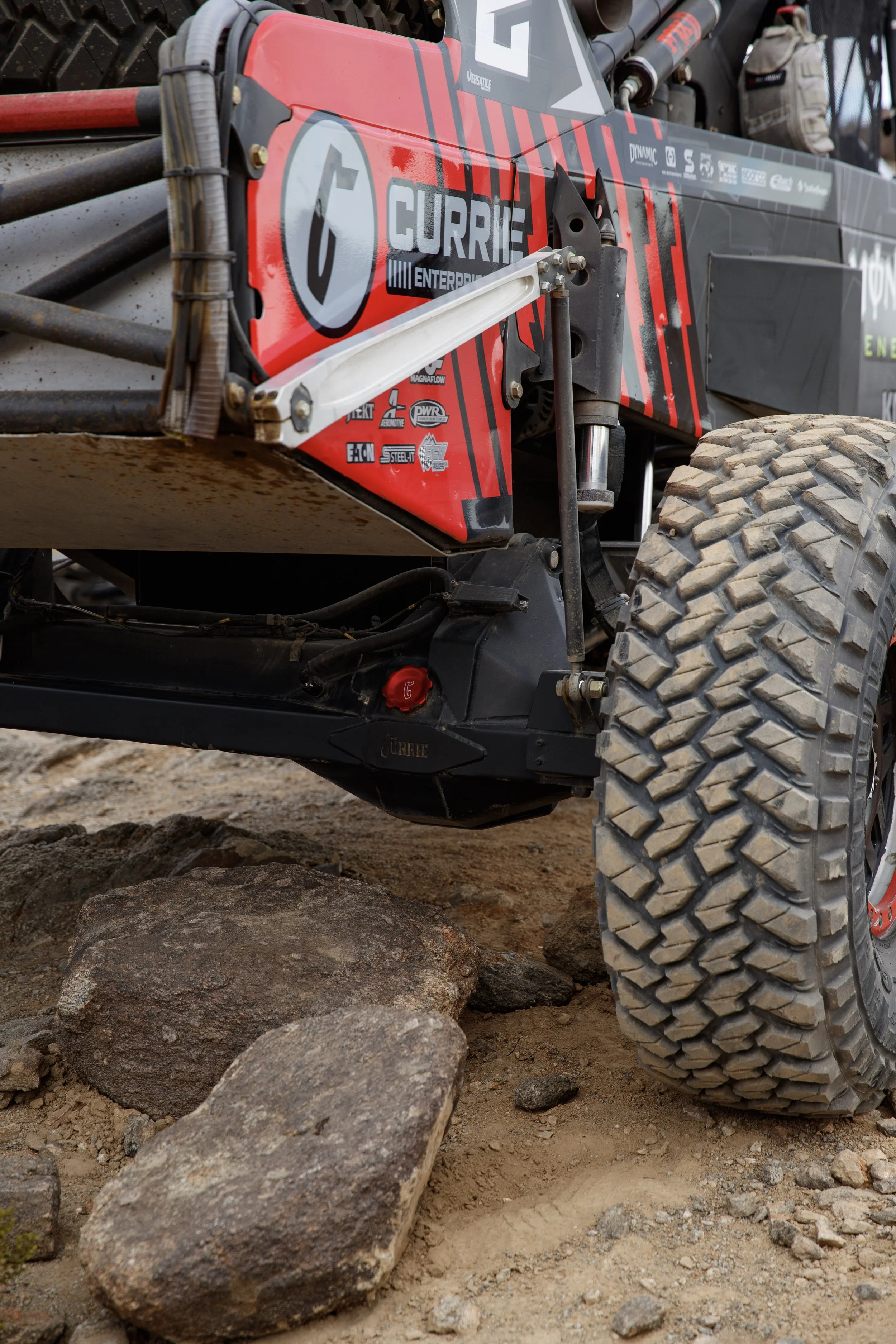 2_1_CaseyCurrie_KingOfHammers_JohnsonValleyCA_TrophyJeep_NoCrop_024.jpg