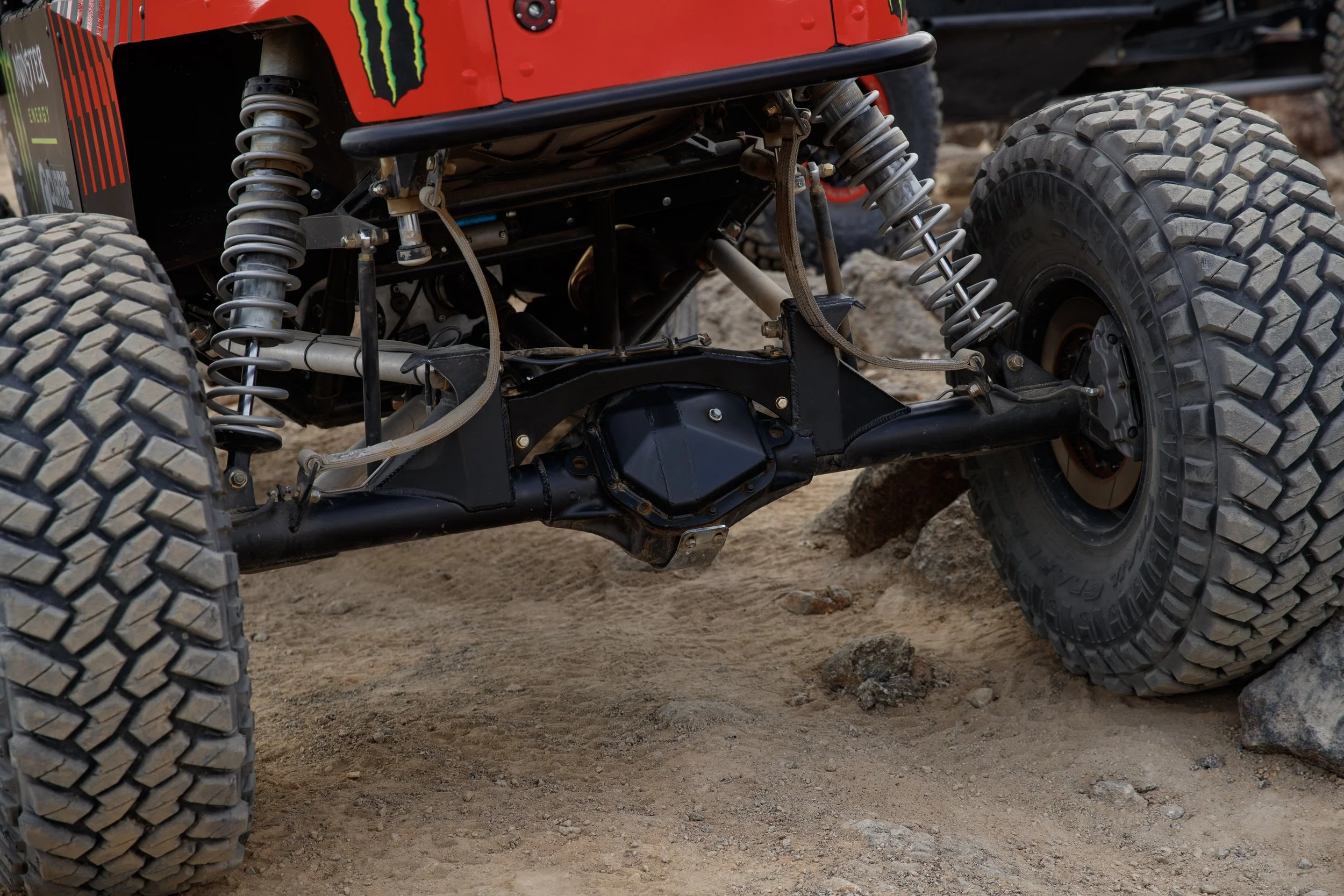 2_1_CaseyCurrie_KingOfHammers_JohnsonValleyCA_TrophyJeep_NoCrop_027.jpg