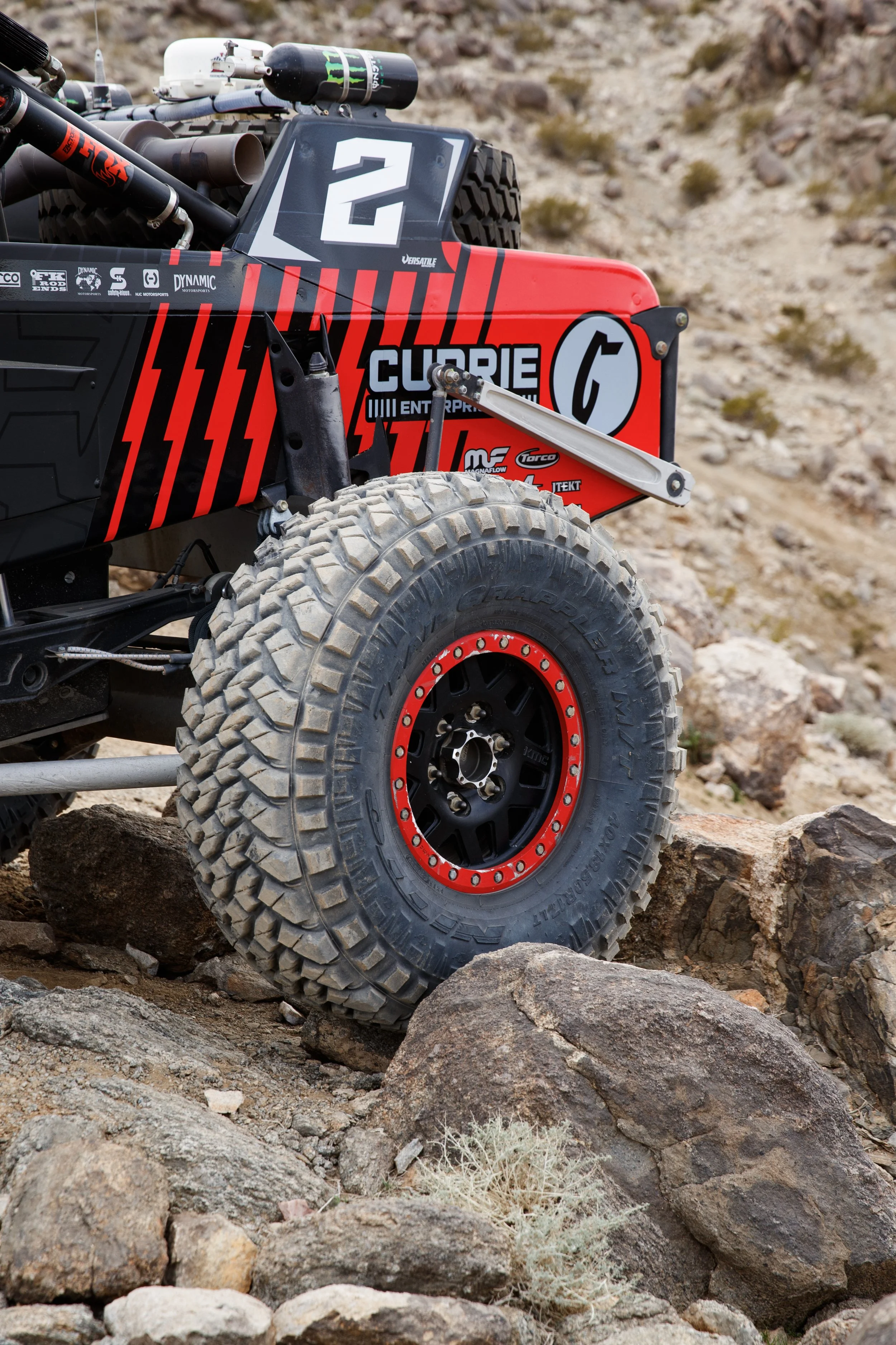 2_1_CaseyCurrie_KingOfHammers_JohnsonValleyCA_TrophyJeep_NoCrop_032.jpg