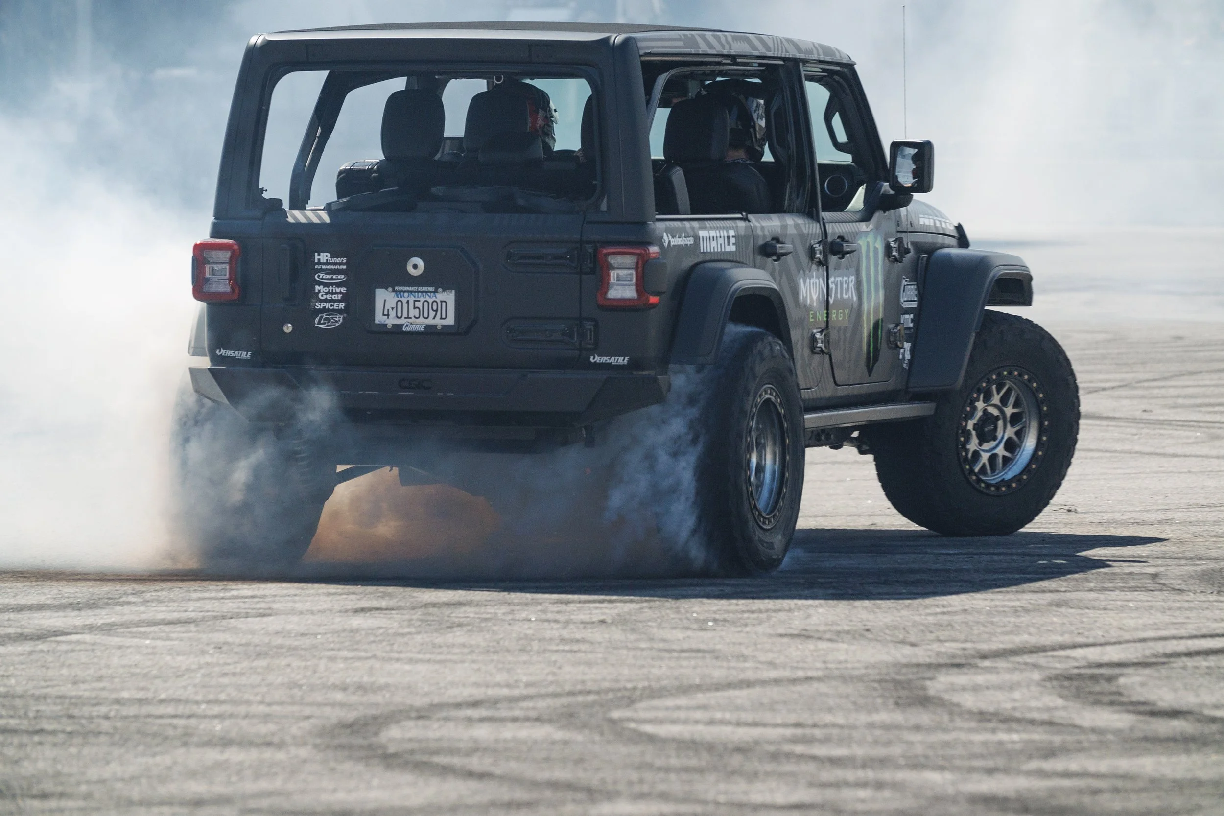 3_2_CaseyCurrie_DaytonaBikeWeek_DaytonaBeachFL_DriftJeep_NoCrop_008.jpg