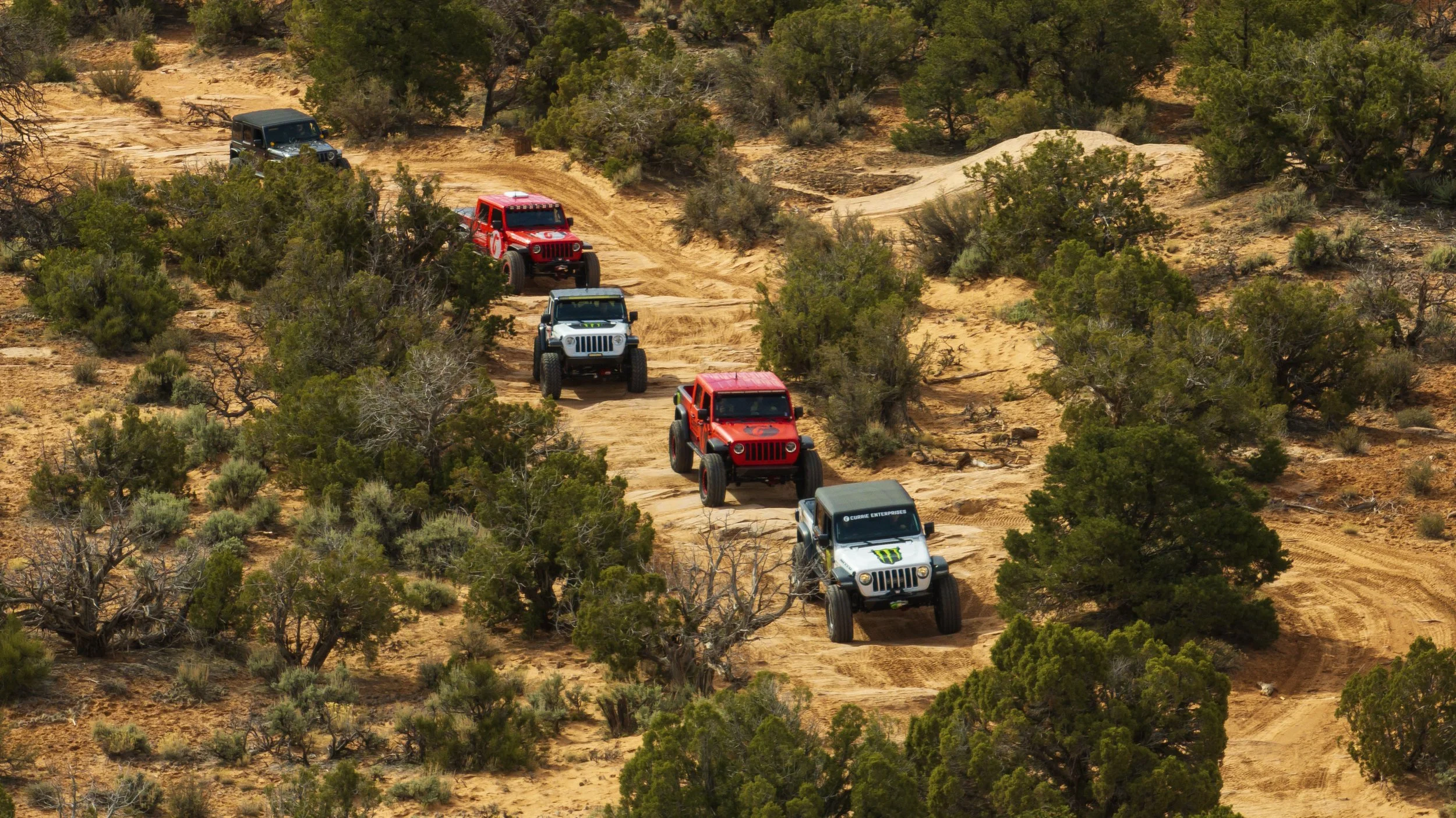 3_26_CaseyCurrie_MoabEJS_MoabUT_BehindTheRocks_Jeep_NoCrop_011.jpg