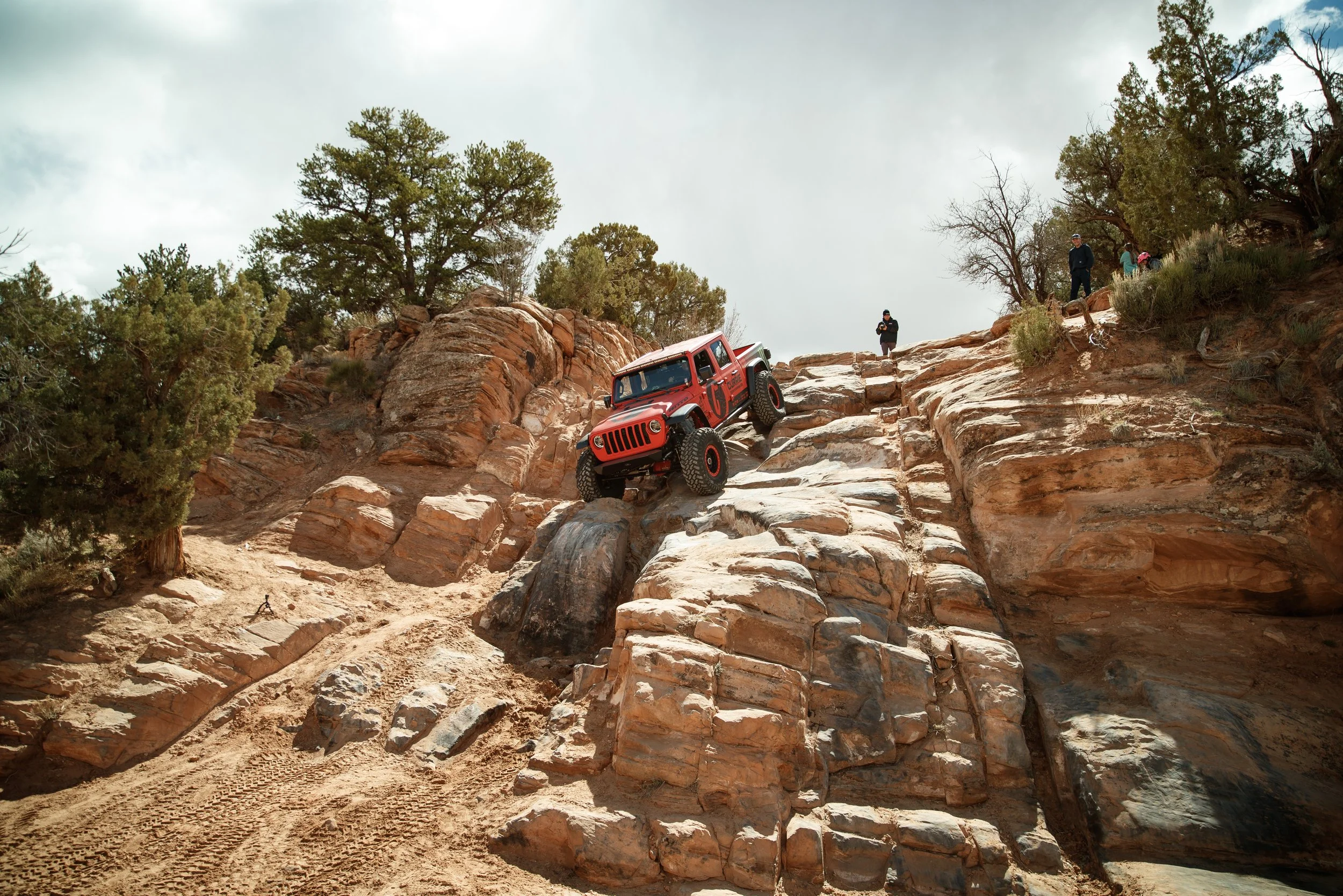 3_26_CaseyCurrie_MoabEJS_MoabUT_BehindTheRocks_Jeep_NoCrop_021.jpg