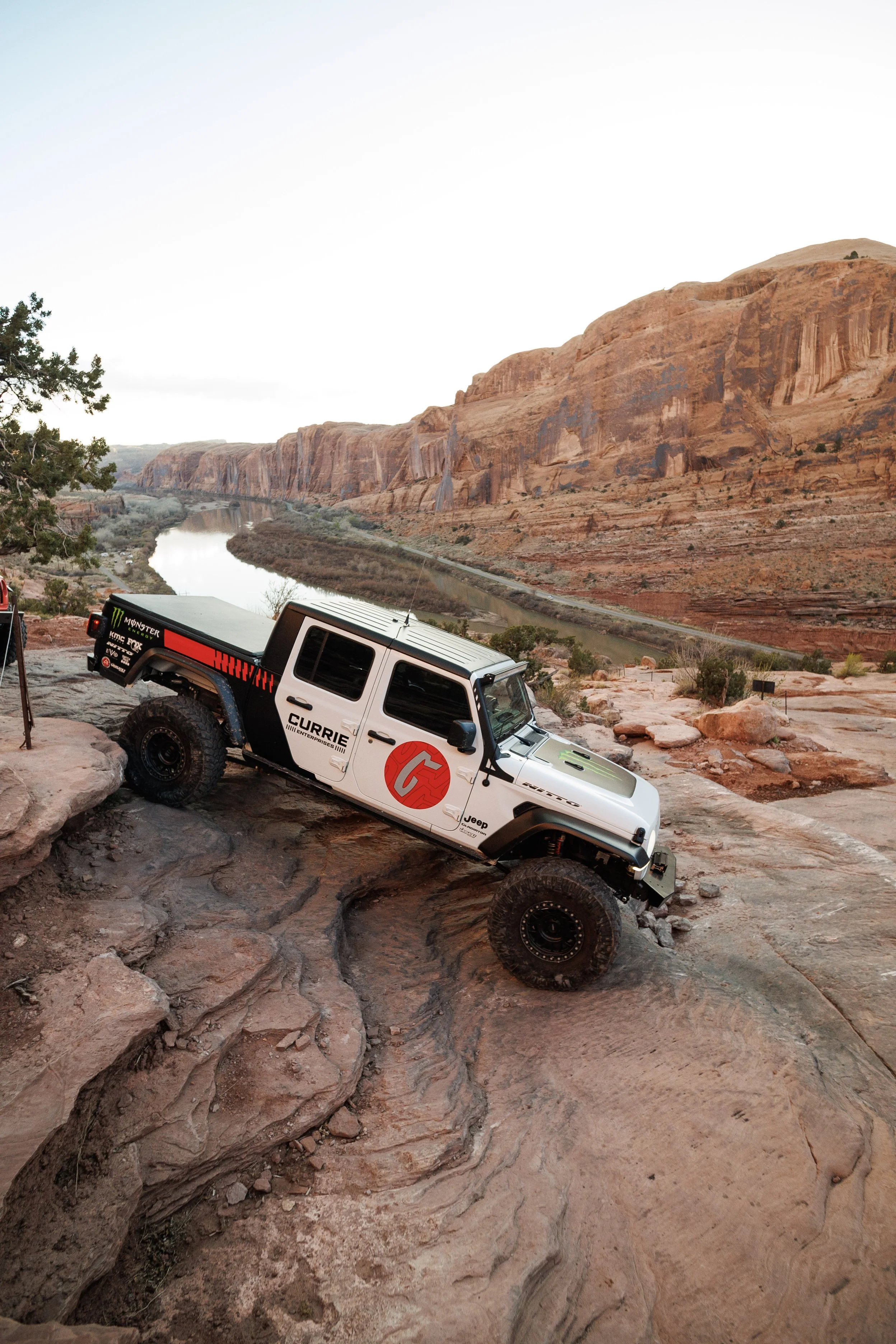 3_26_CaseyCurrie_MoabEJS_MoabUT_MoabRim_Jeep_NoCrop_027.jpg