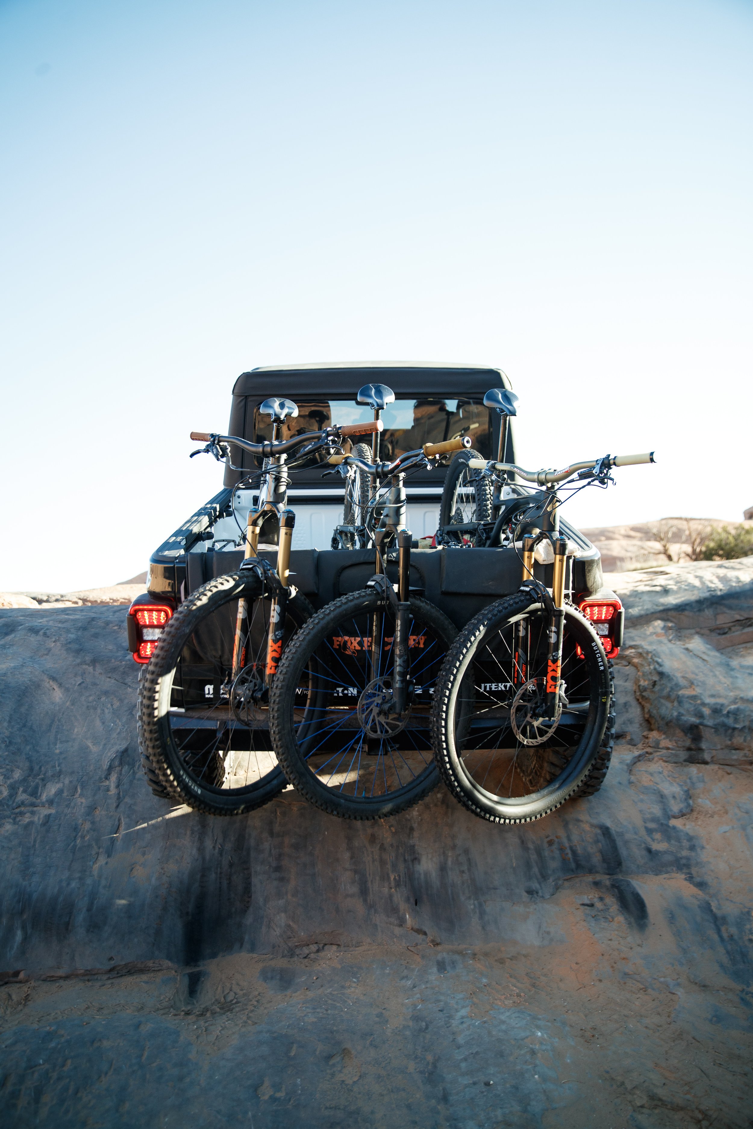 3_27_CaseyCurrie_MoabEJS_MoabUT_PoisonSpider_Jeep_NoCrop_012.jpg
