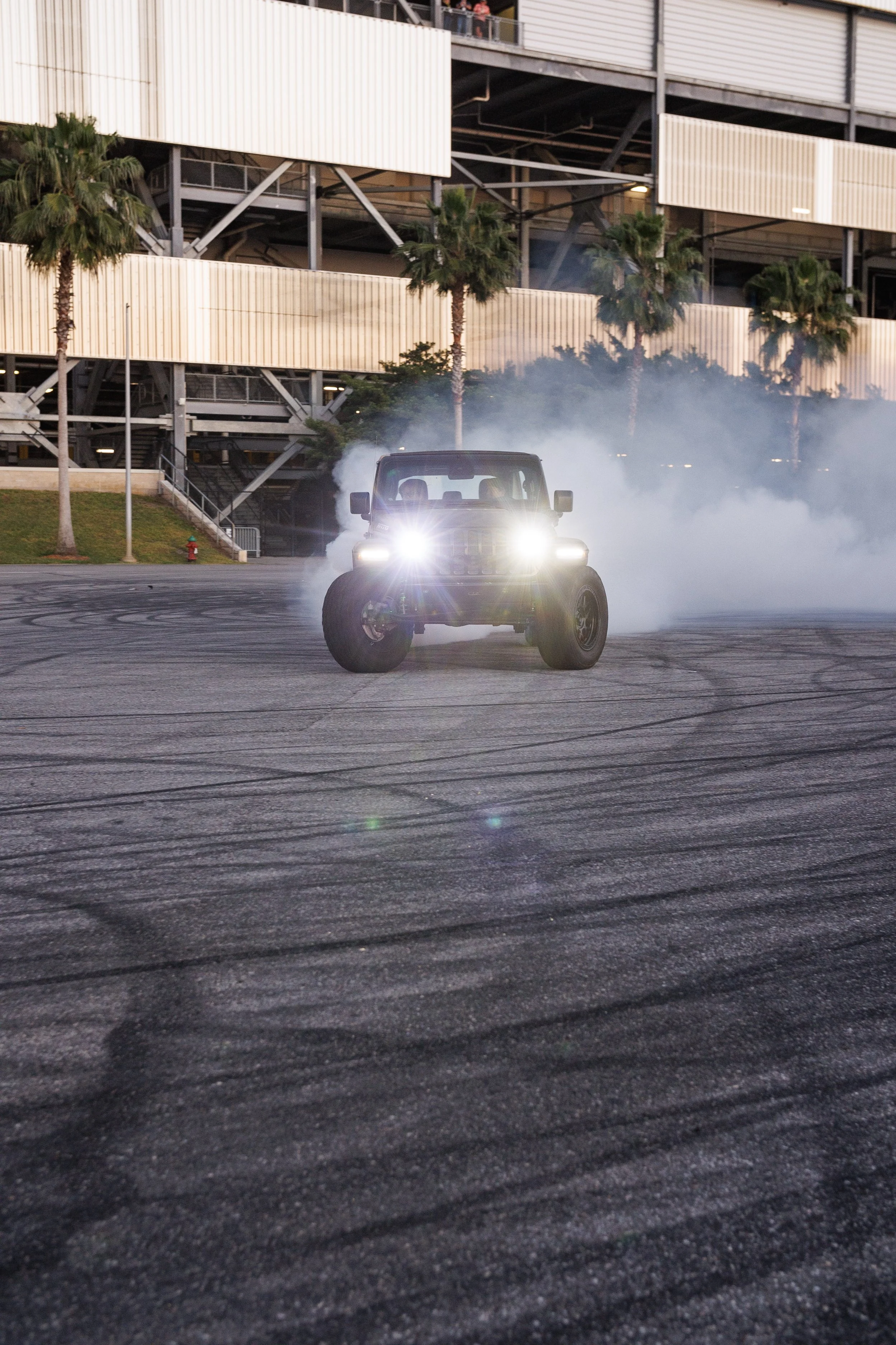 4_23_CaseyCurrie_JeepBeach_DaytonaBeachFL_NoCrop_004.jpg