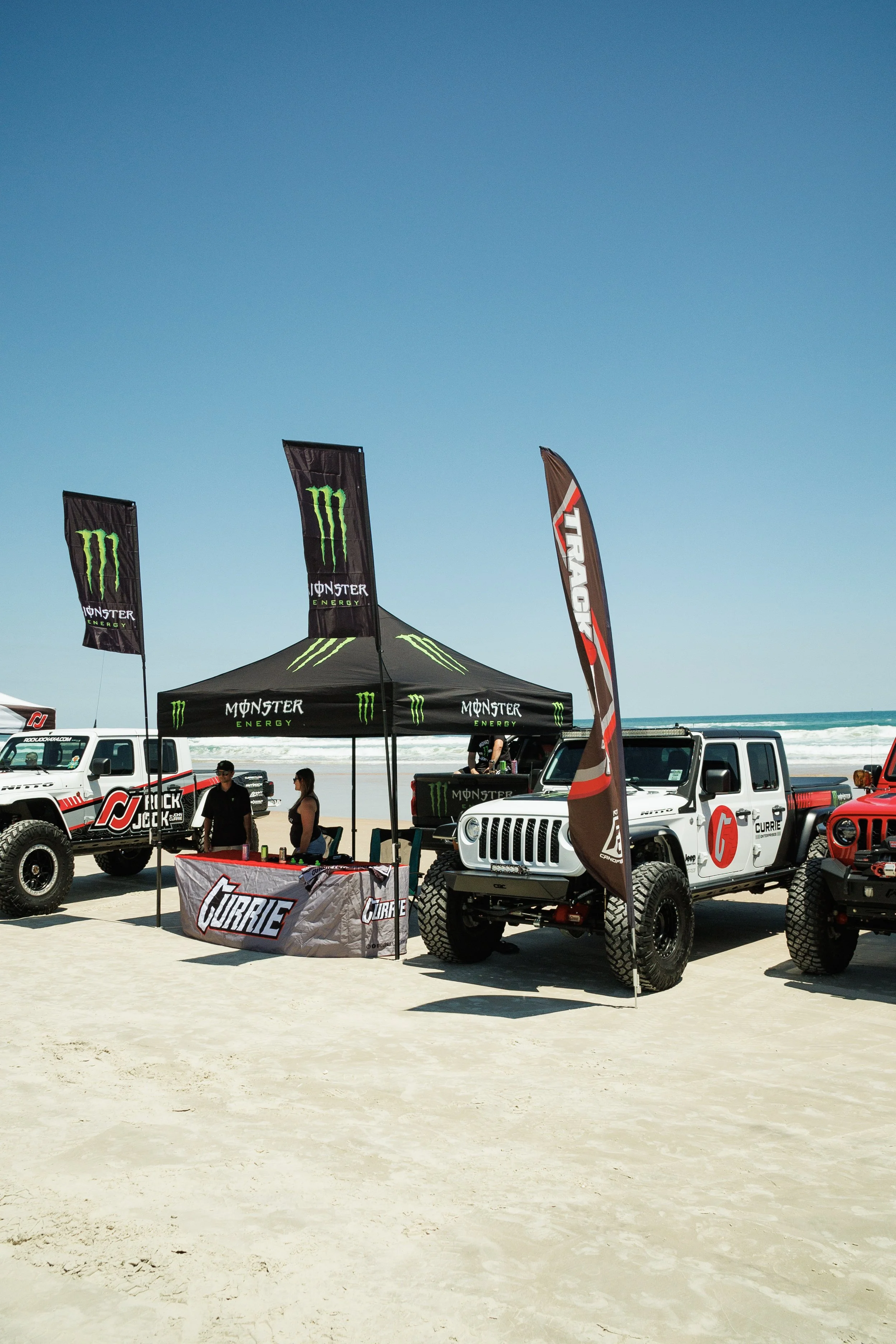 4_23_CaseyCurrie_JeepBeach_DaytonaBeachFL_NoCrop_007.jpg