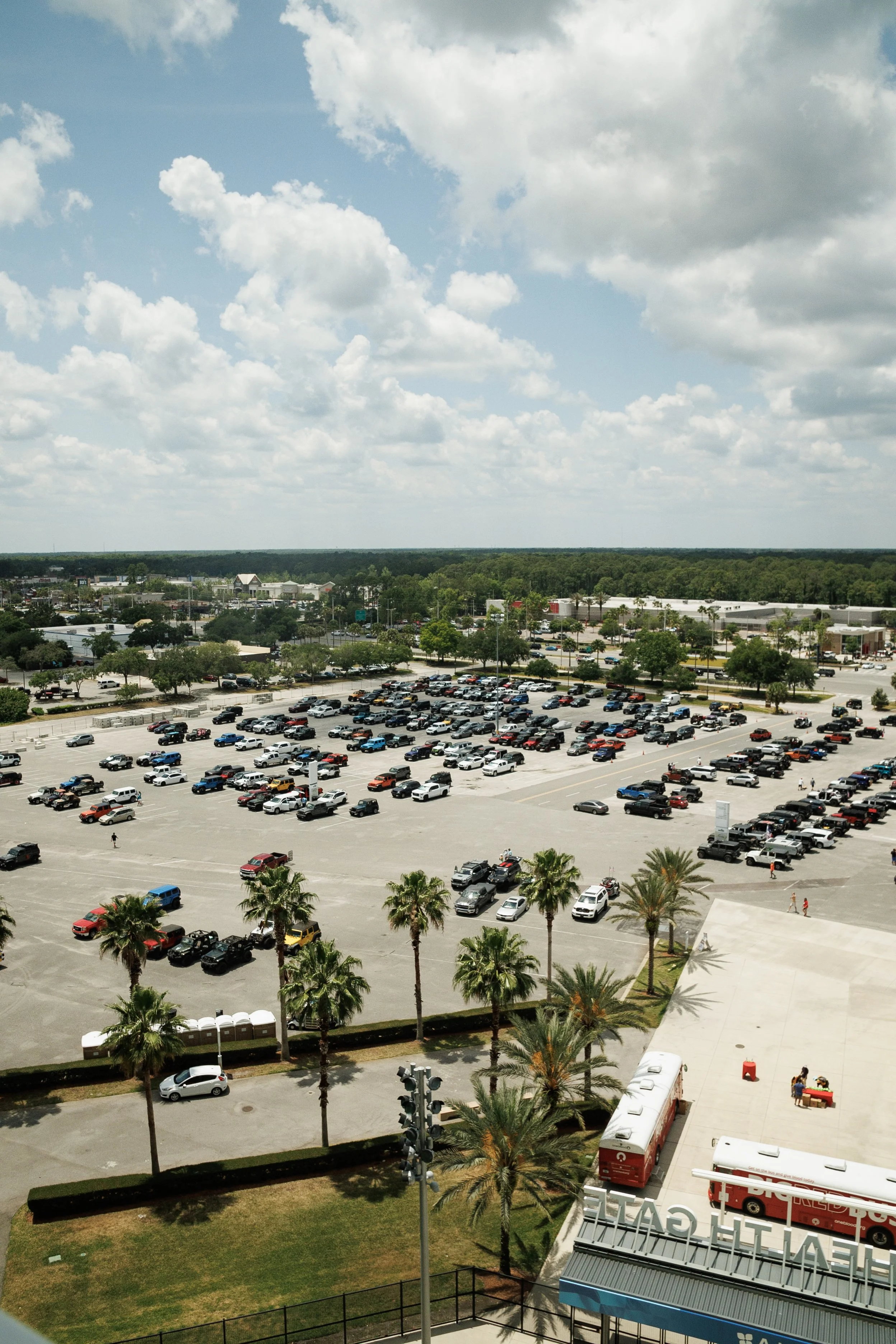 4_23_CaseyCurrie_JeepBeach_DaytonaBeachFL_NoCrop_020.jpg