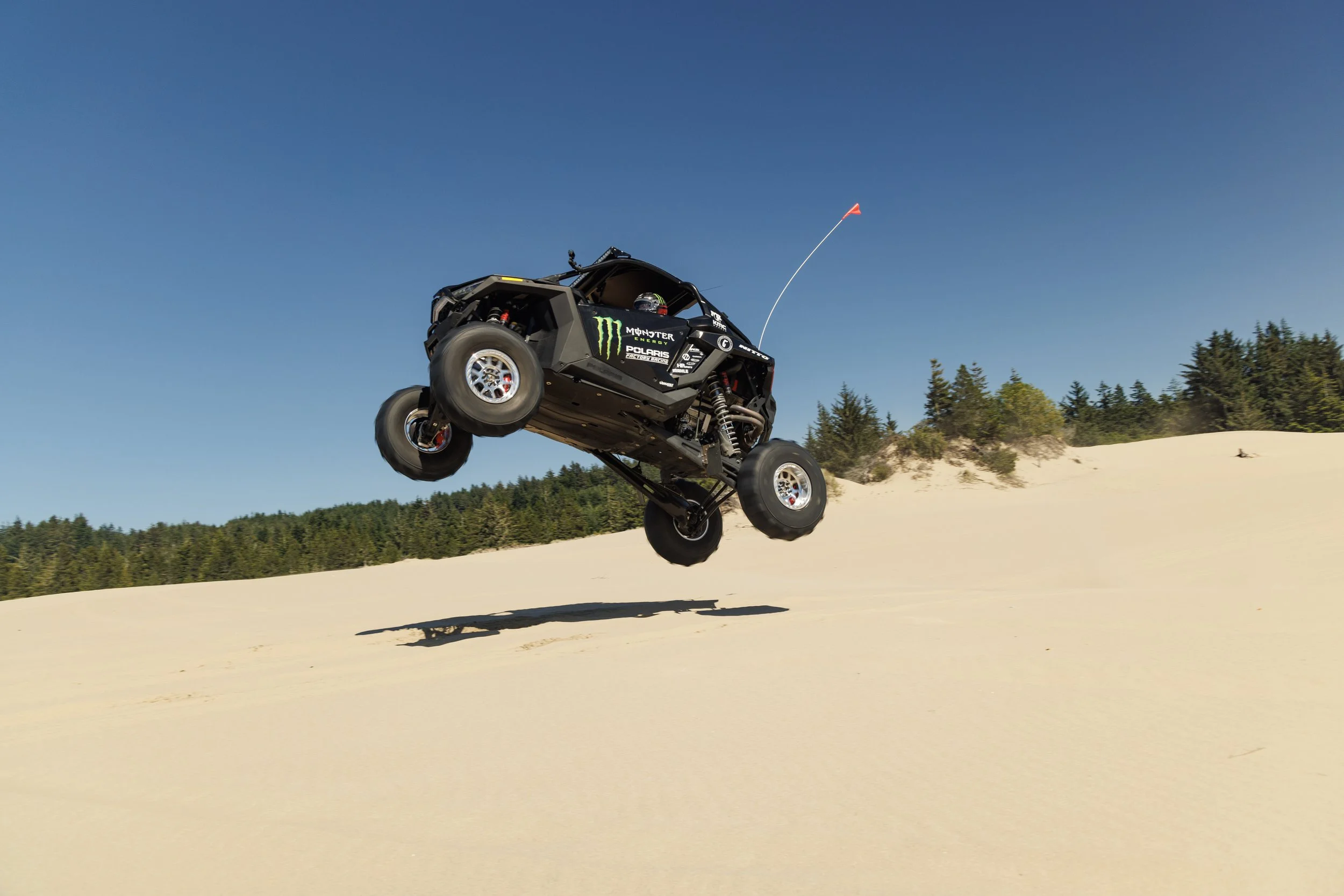 6_26_CaseyCurrie_UTVTakeover_CoosBayOR_PolarisRZRProR_NoCrop_008.jpg