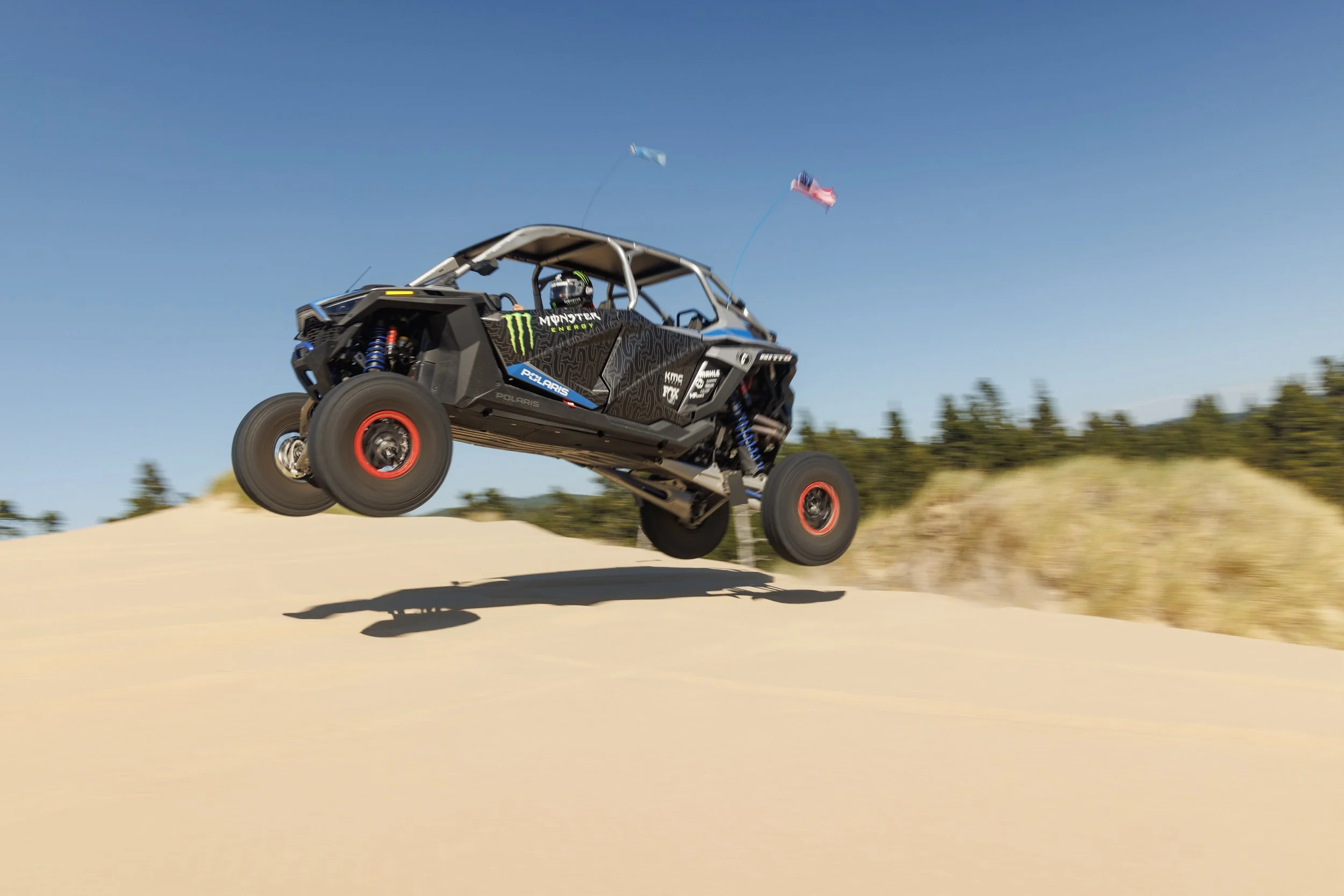 6_26_CaseyCurrie_UTVTakeover_CoosBayOR_PolarisRZRProR_NoCrop_021.jpg