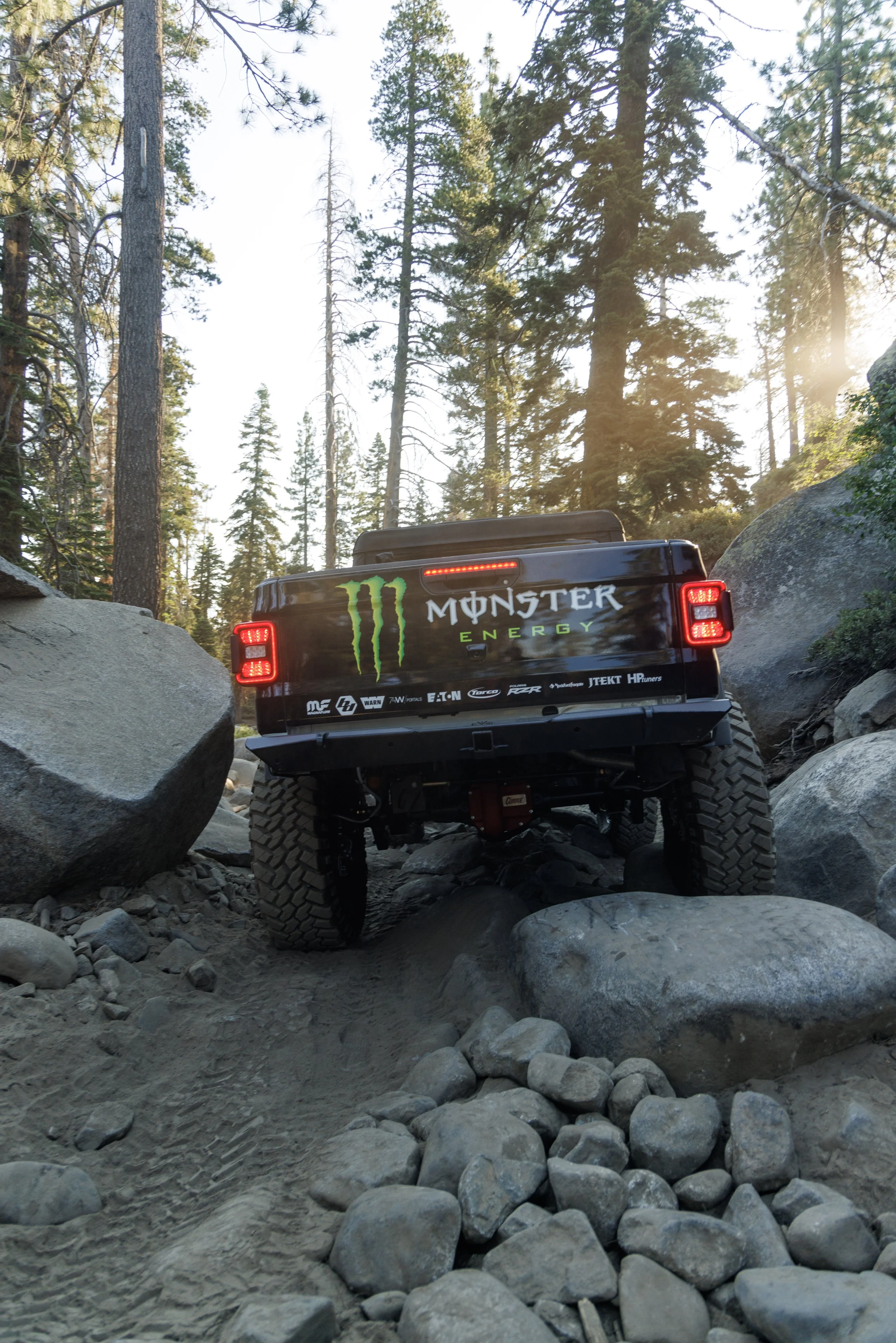 7_14_CaseyCurrie_JeepJamboreeUSA_RubiconTrail_DieselJeepJT_NoCrop_014.jpg