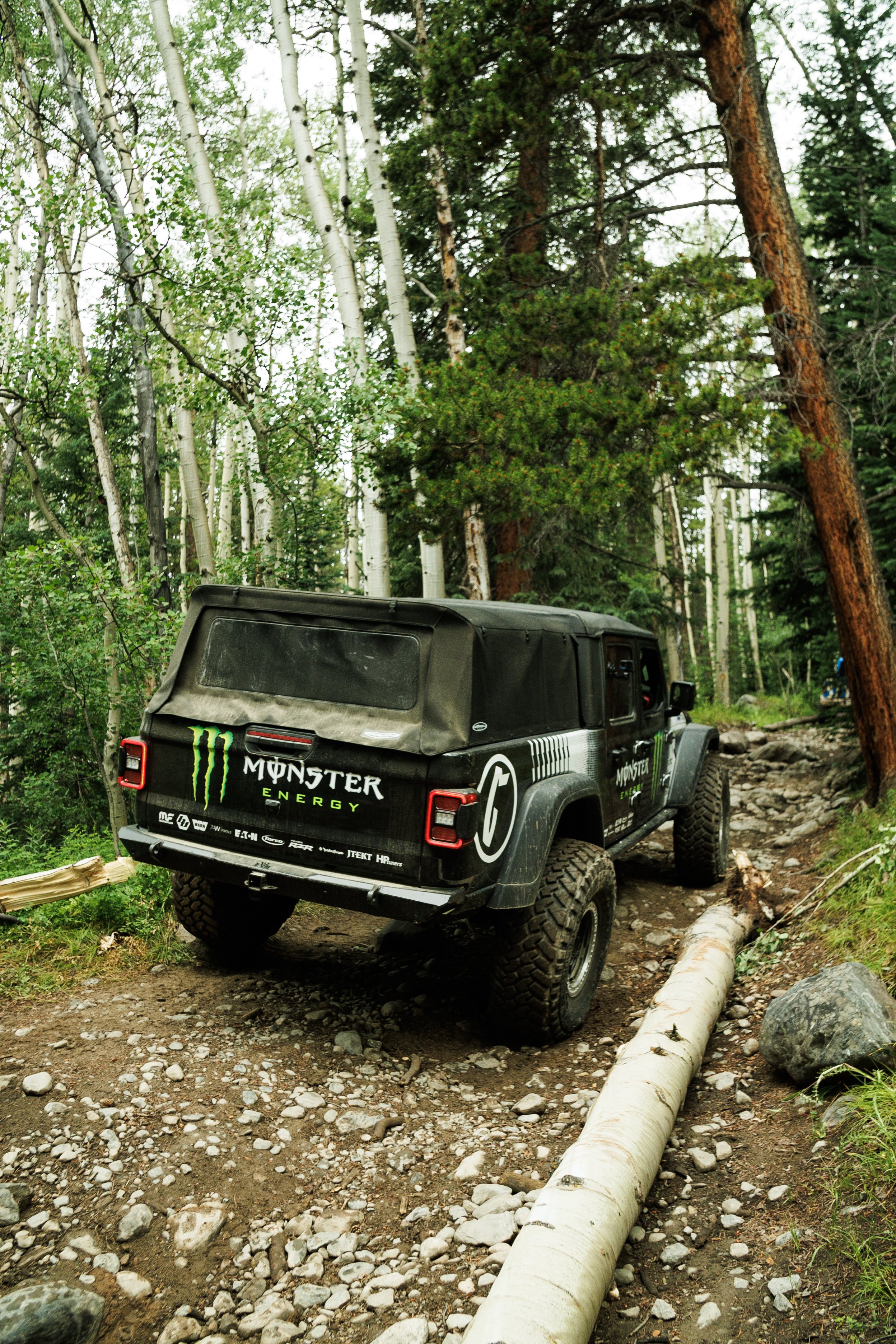 7_27_CaseyCurrie_Colorado_MonsterEnergyDieselJeepJT_NoCrop_033.jpg