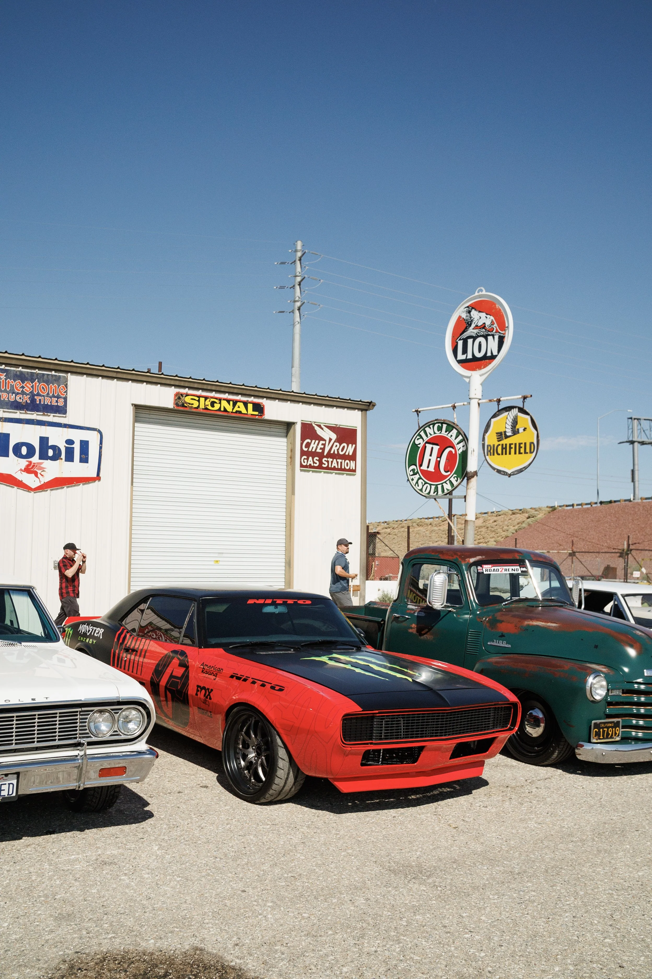 8_5_CaseyCurrie_Road2Reno_HotAugustNights_RenoNV_67Camaro_NoCrop_003.jpg