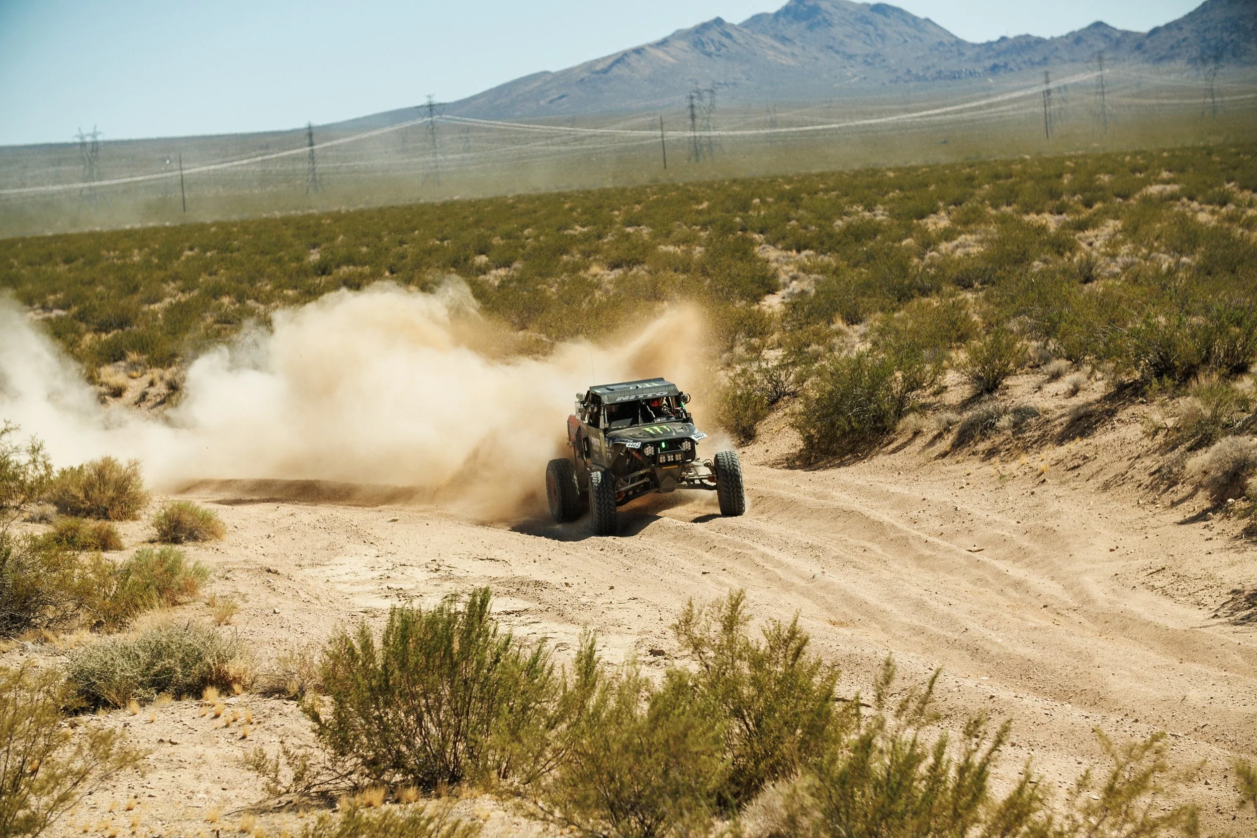 8_14_CaseyCurrie_Vegas2Reno_TrophyJeep_NoCrop_003.jpg