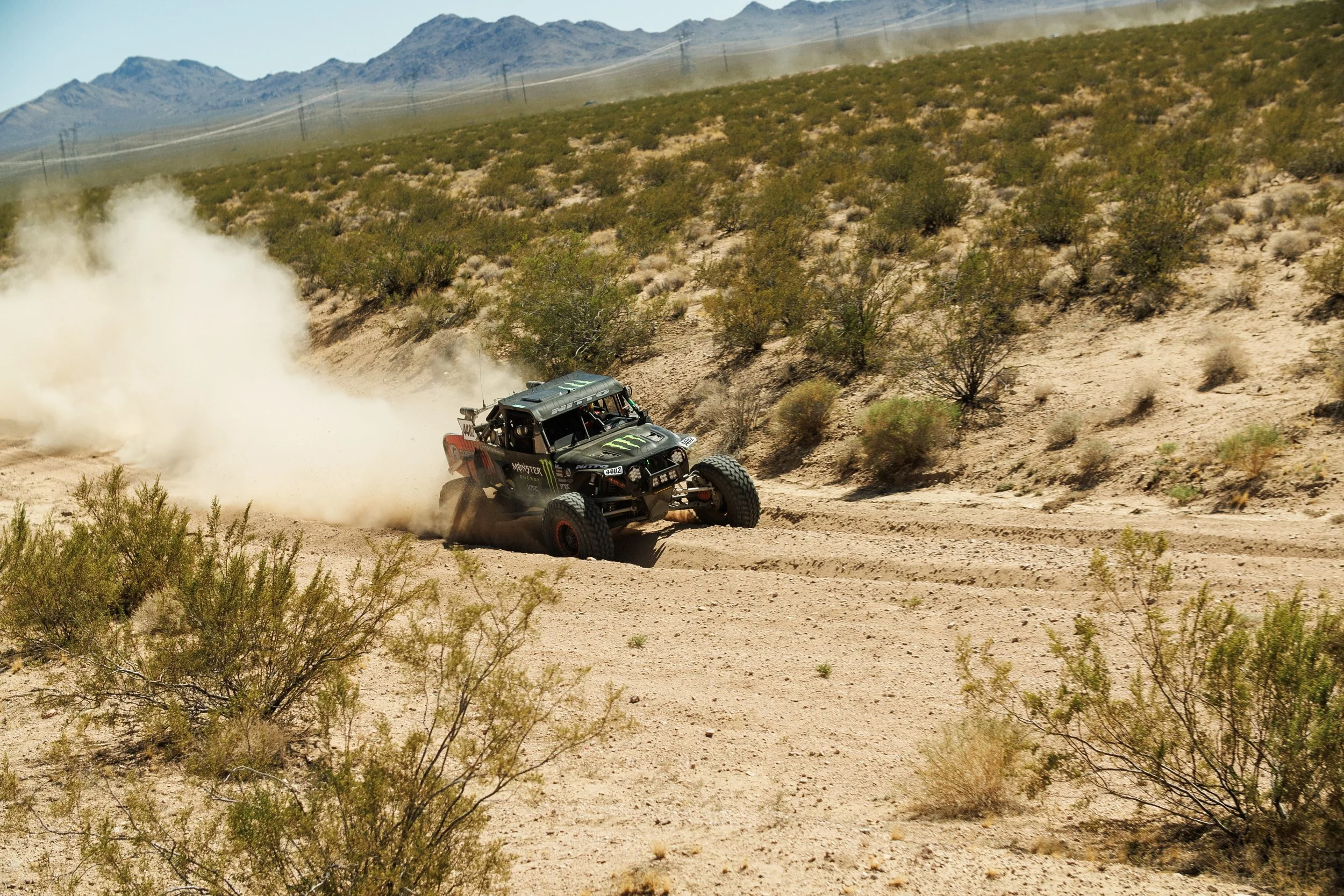 8_14_CaseyCurrie_Vegas2Reno_TrophyJeep_NoCrop_006.jpg