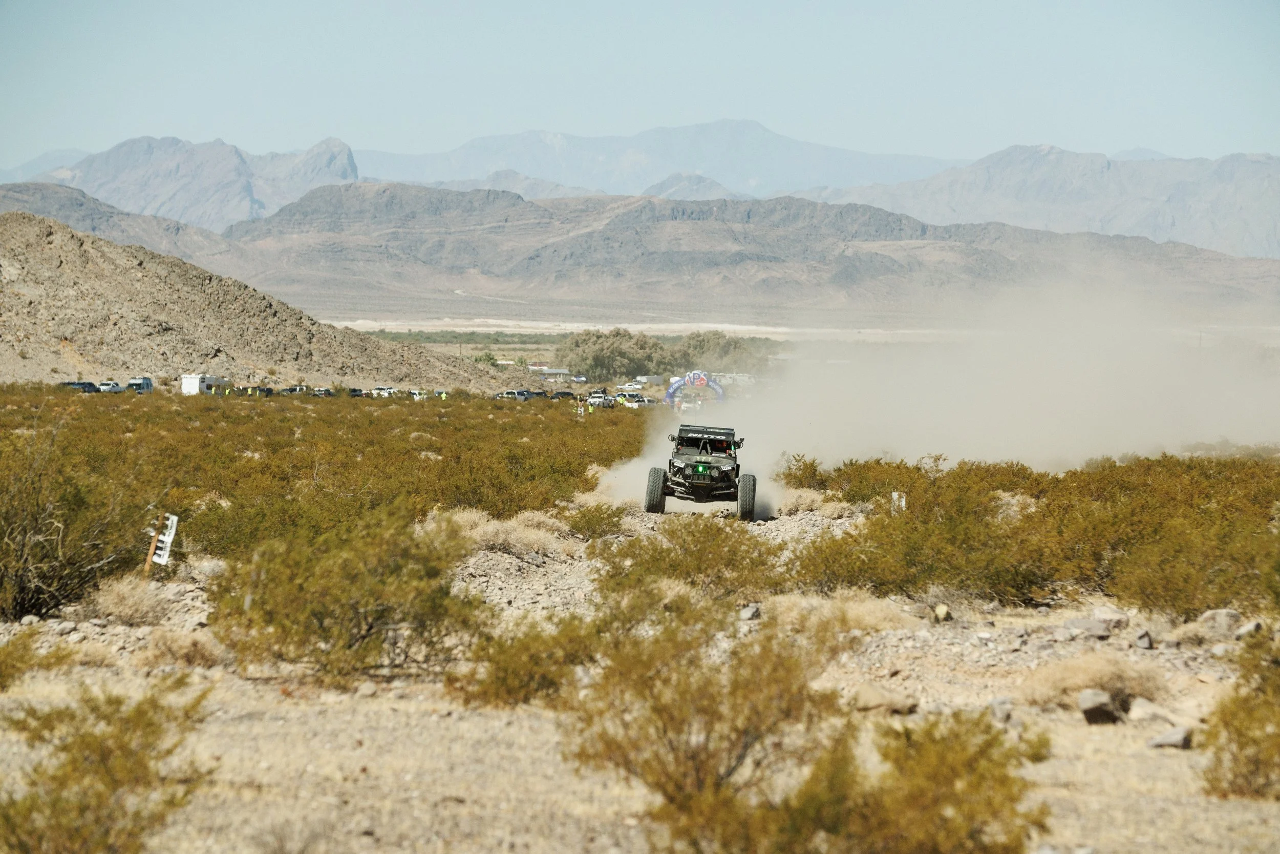 8_16_CaseyCurrie_Vegas2Reno_TrophyJeep_RaceDay_NoCrop_002.jpg