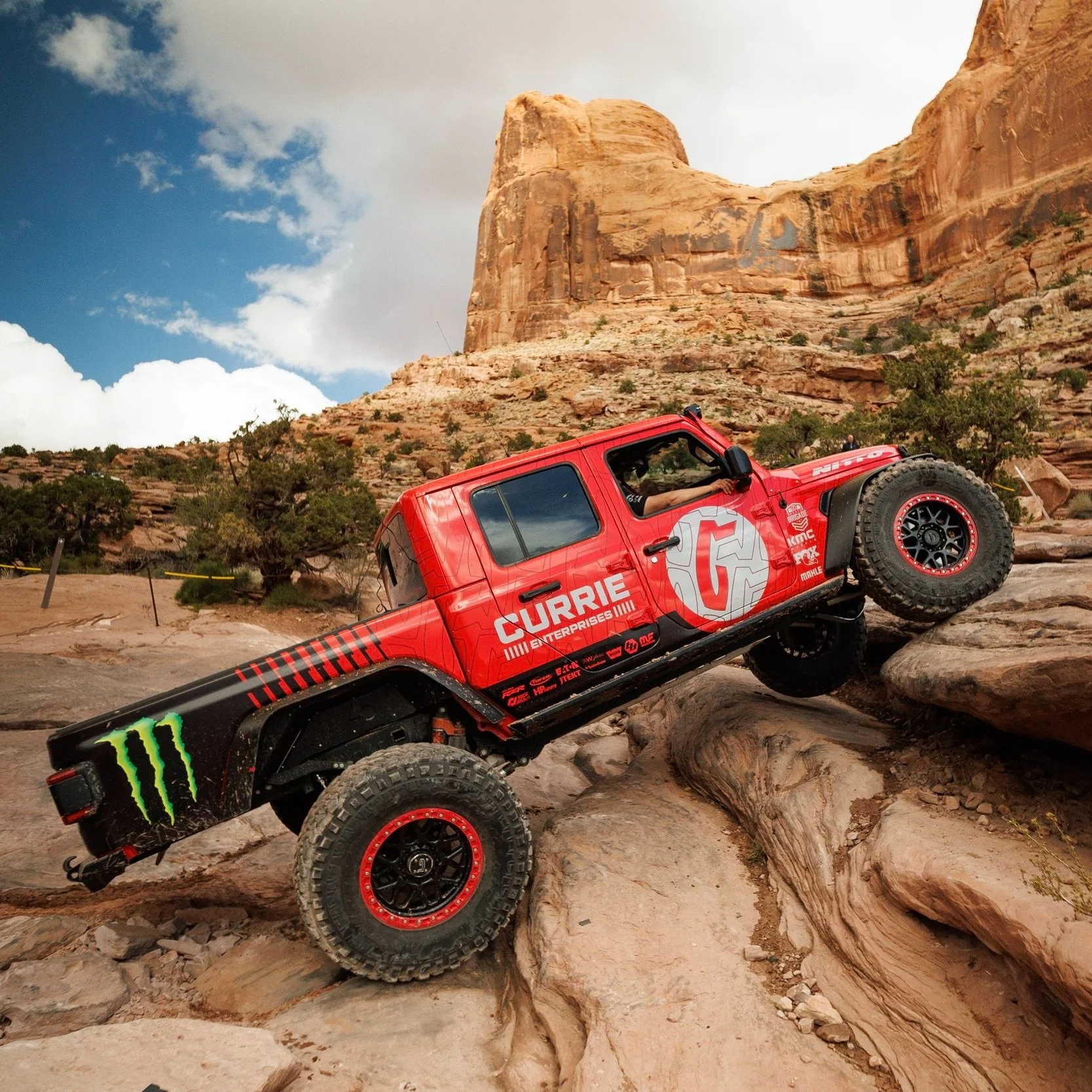 ONE OF THE COOLER VIEWS IN MOAB TO JEEP TO PLUS MTBING A SKETCHY TRAIL