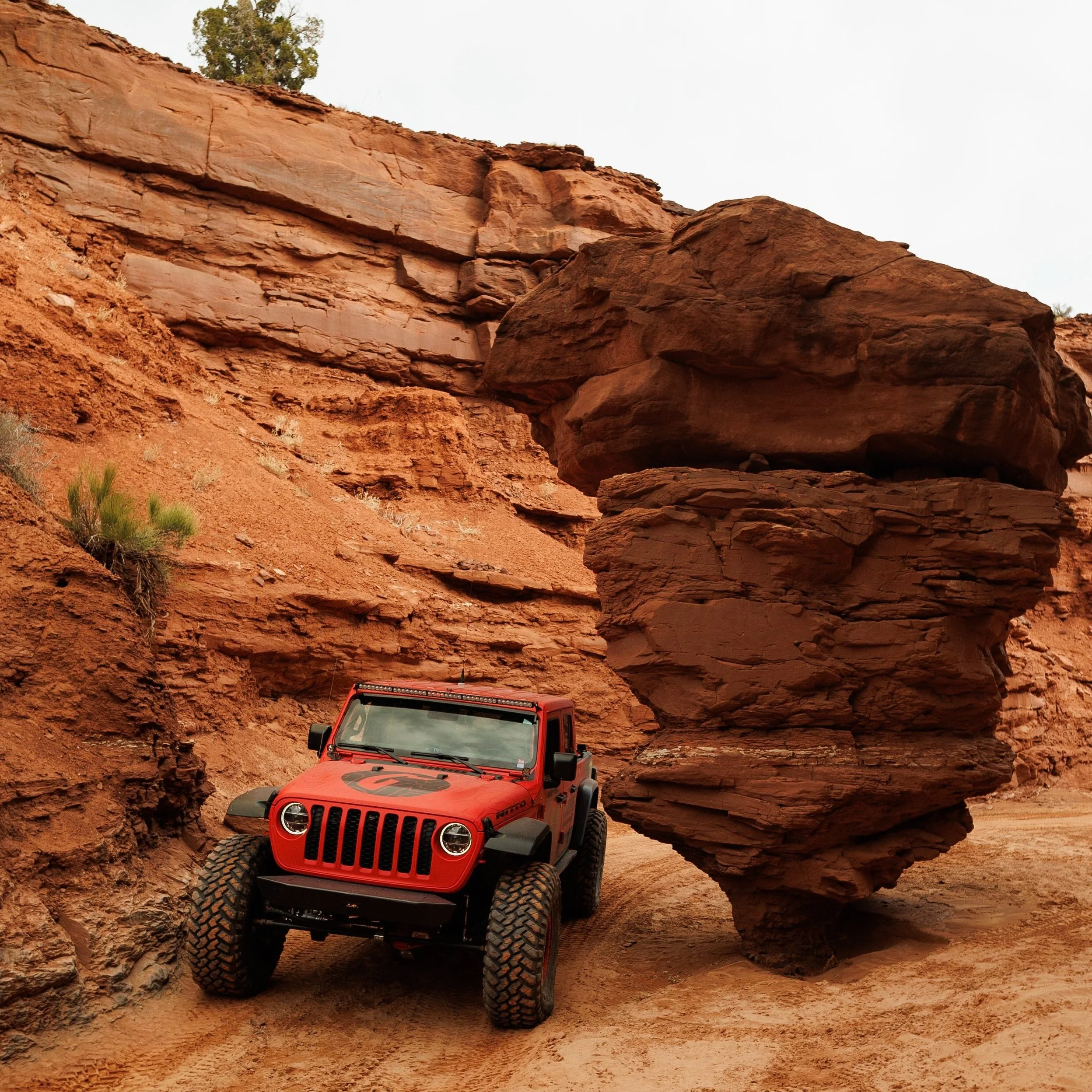 LAST DAY OF 2024 MOAB EJS! RUNNING PICKLE TRAIL WITH THE FOX SHOCKS CREW