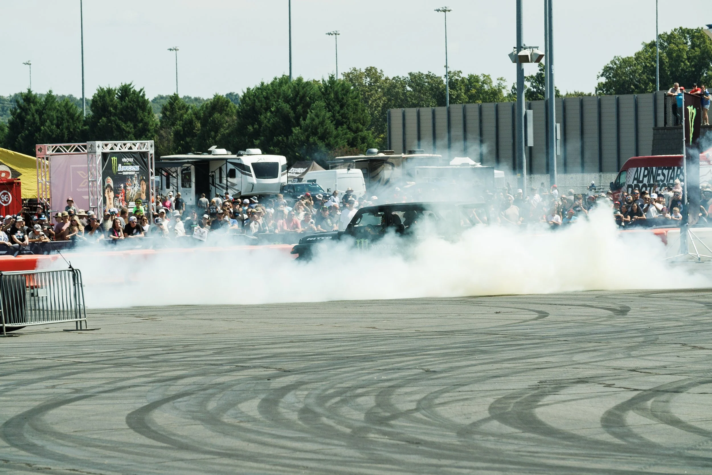 9_7_CaseyCurrie_SMXPlayoffs_CharlotteNC_DriftJeep_NoCrop_001.jpg