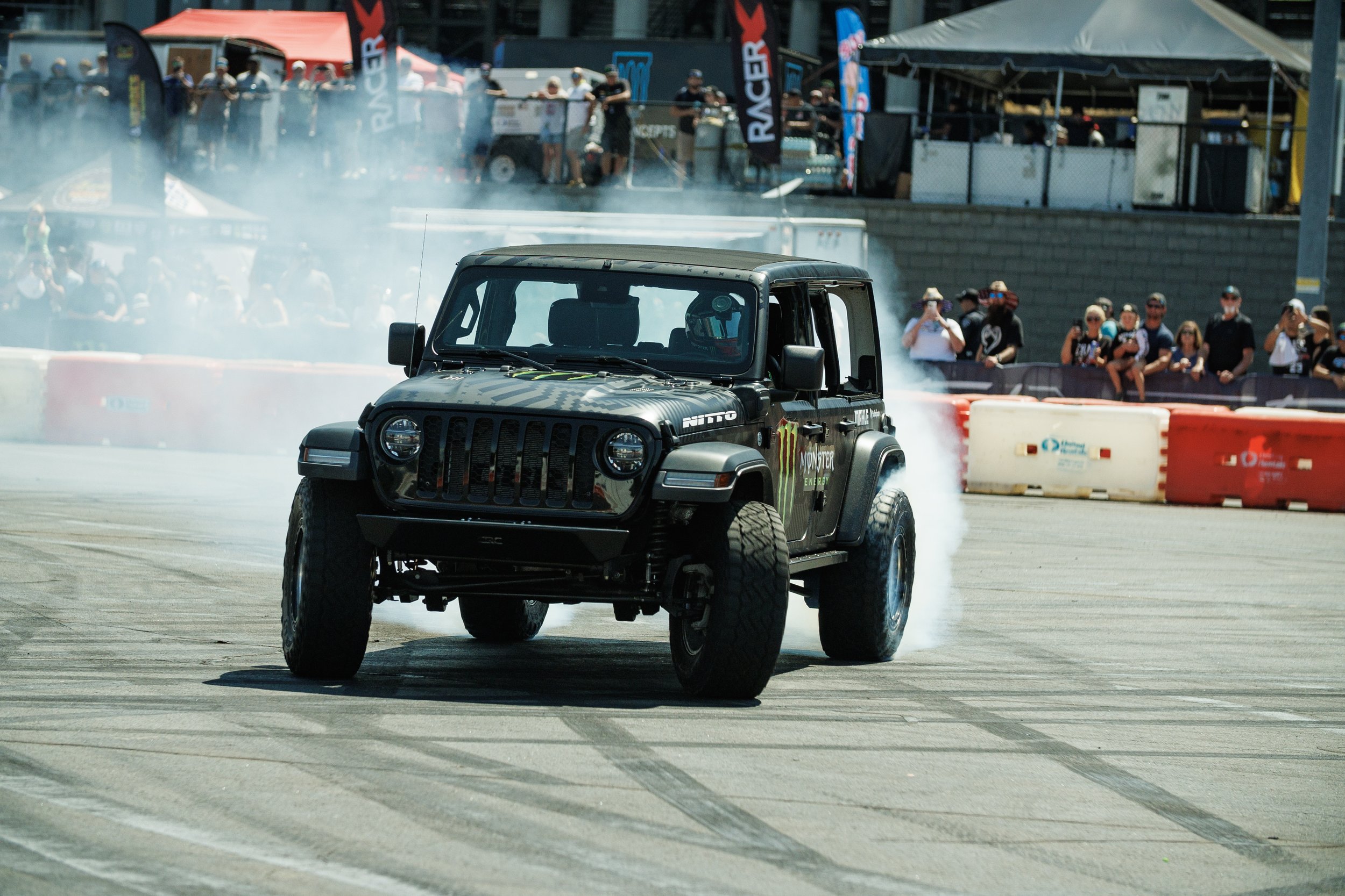 9_7_CaseyCurrie_SMXPlayoffs_CharlotteNC_DriftJeep_NoCrop_015.jpg