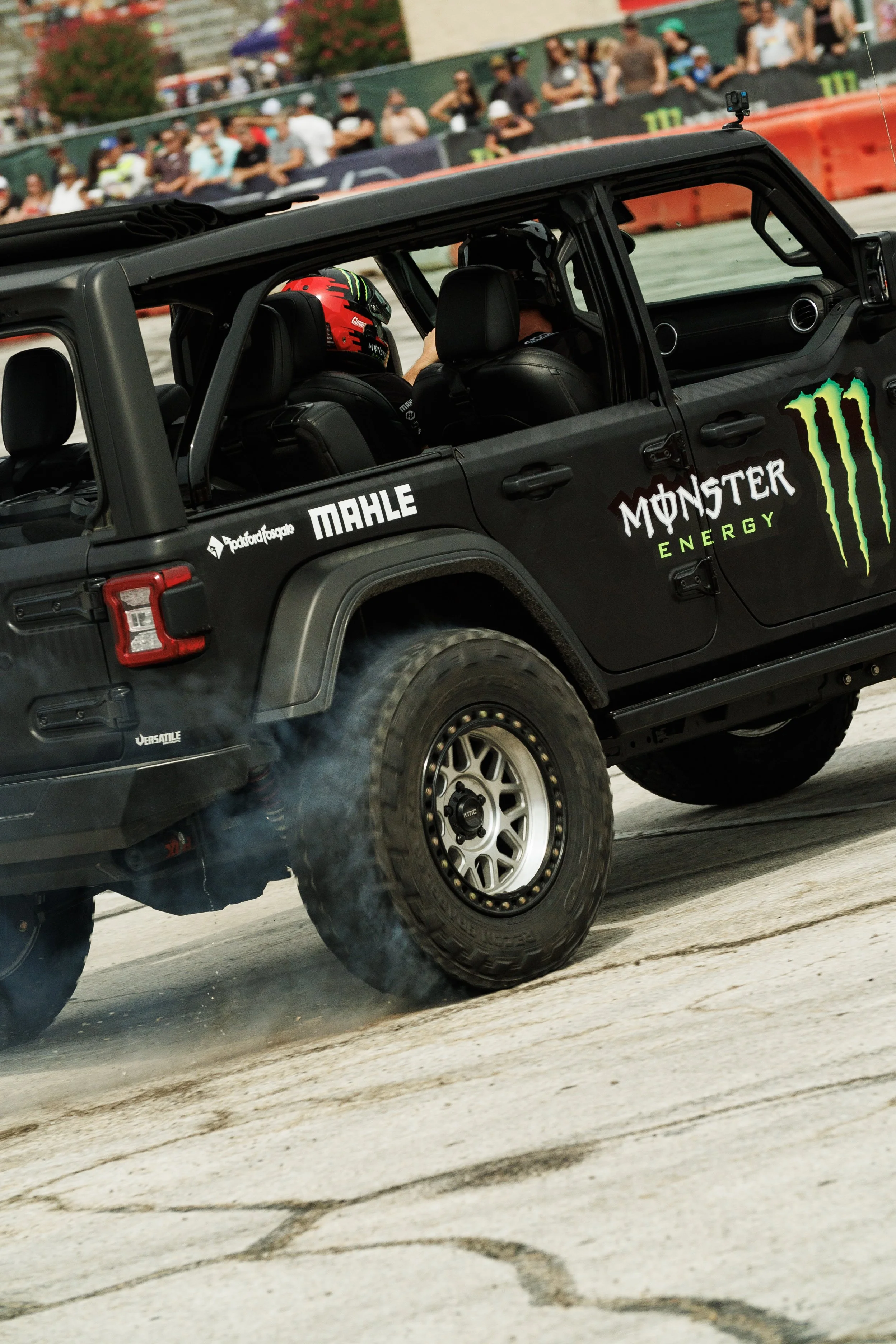 9_17_CaseyCurrie_SMXPlayoffs_FortWorthTX_DriftJeep_NoCrop_005.jpg