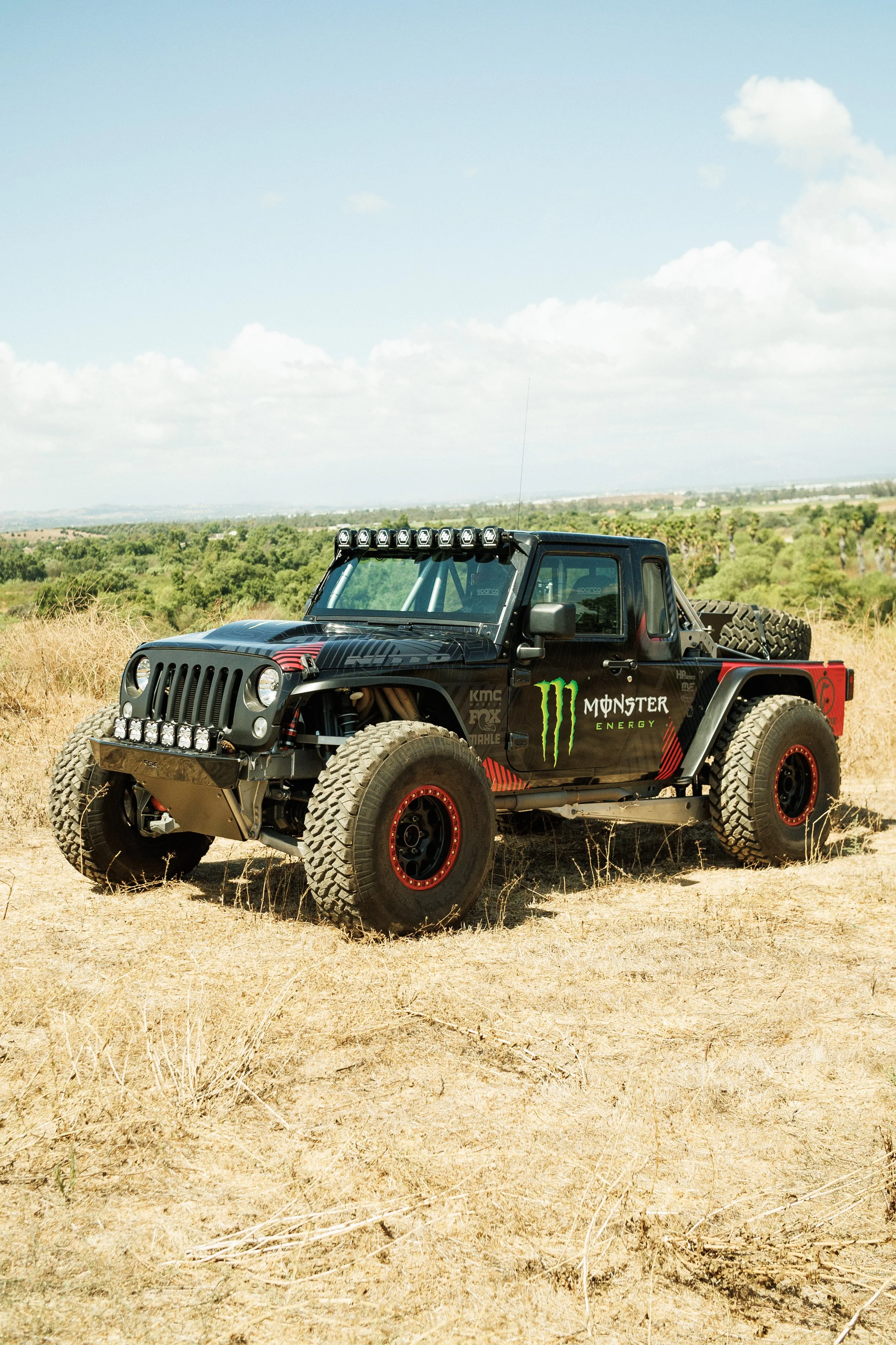 9_17_CaseyCurrie_JKRK_NoCrop_003.jpg