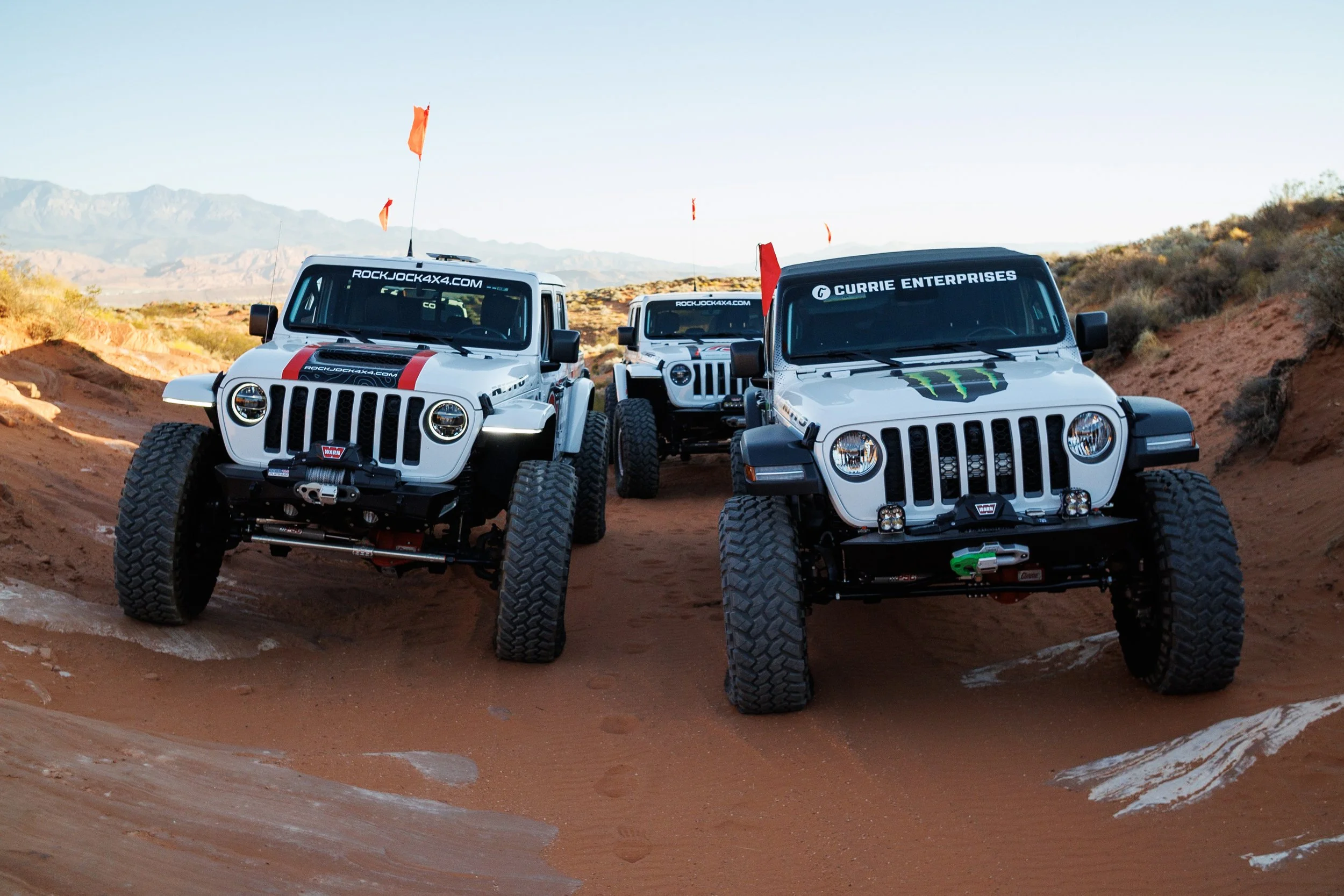 10_1_CaseyCurrie_TrailHero_SandHollowUT_Day1_SliplockGulch_MiltsMile_MonsterEnergyDieselJeepJT_NoCrop_004.jpg