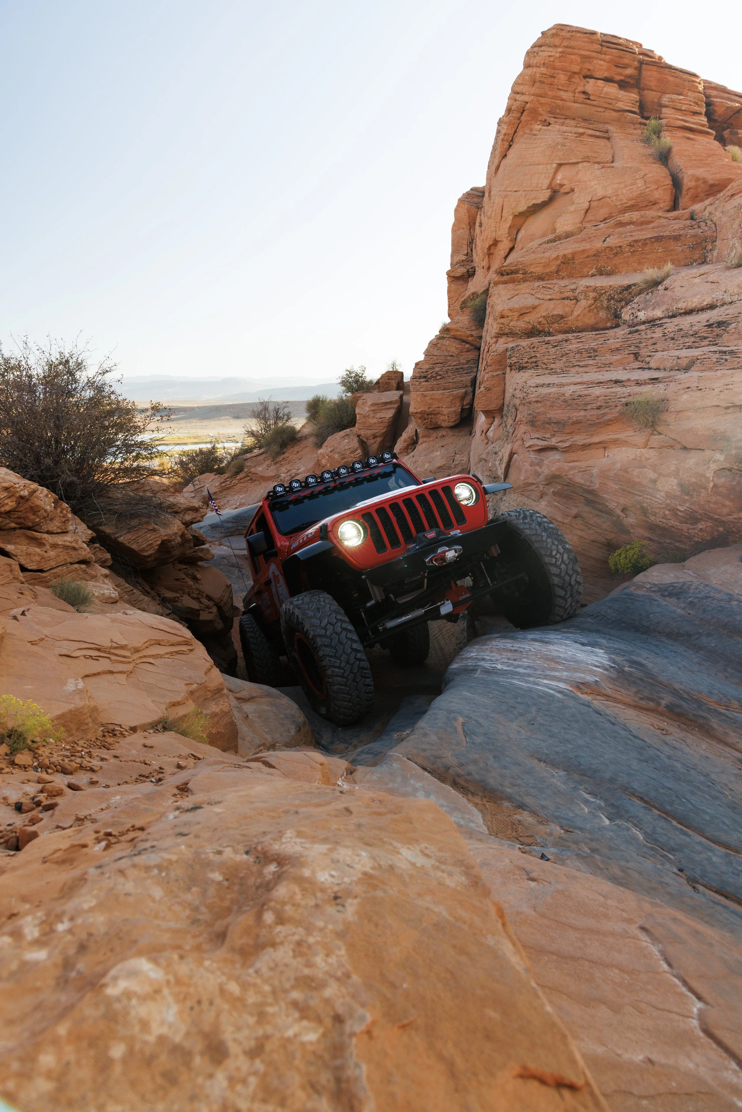10_3_CaseyCurrie_TrailHero_SandHollowUT_Day3_DoubleSammy_Unforgiven_CurrieHemiJeepJT_NoCrop_010.jpg