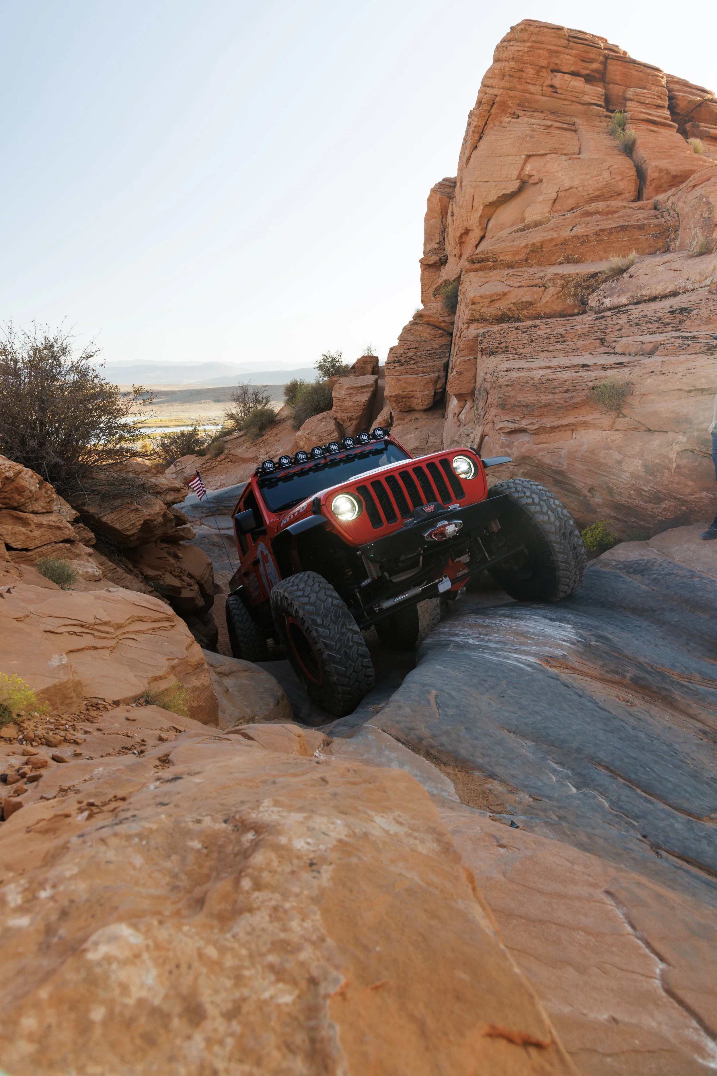 10_3_CaseyCurrie_TrailHero_SandHollowUT_Day3_DoubleSammy_Unforgiven_CurrieHemiJeepJT_NoCrop_011.jpg