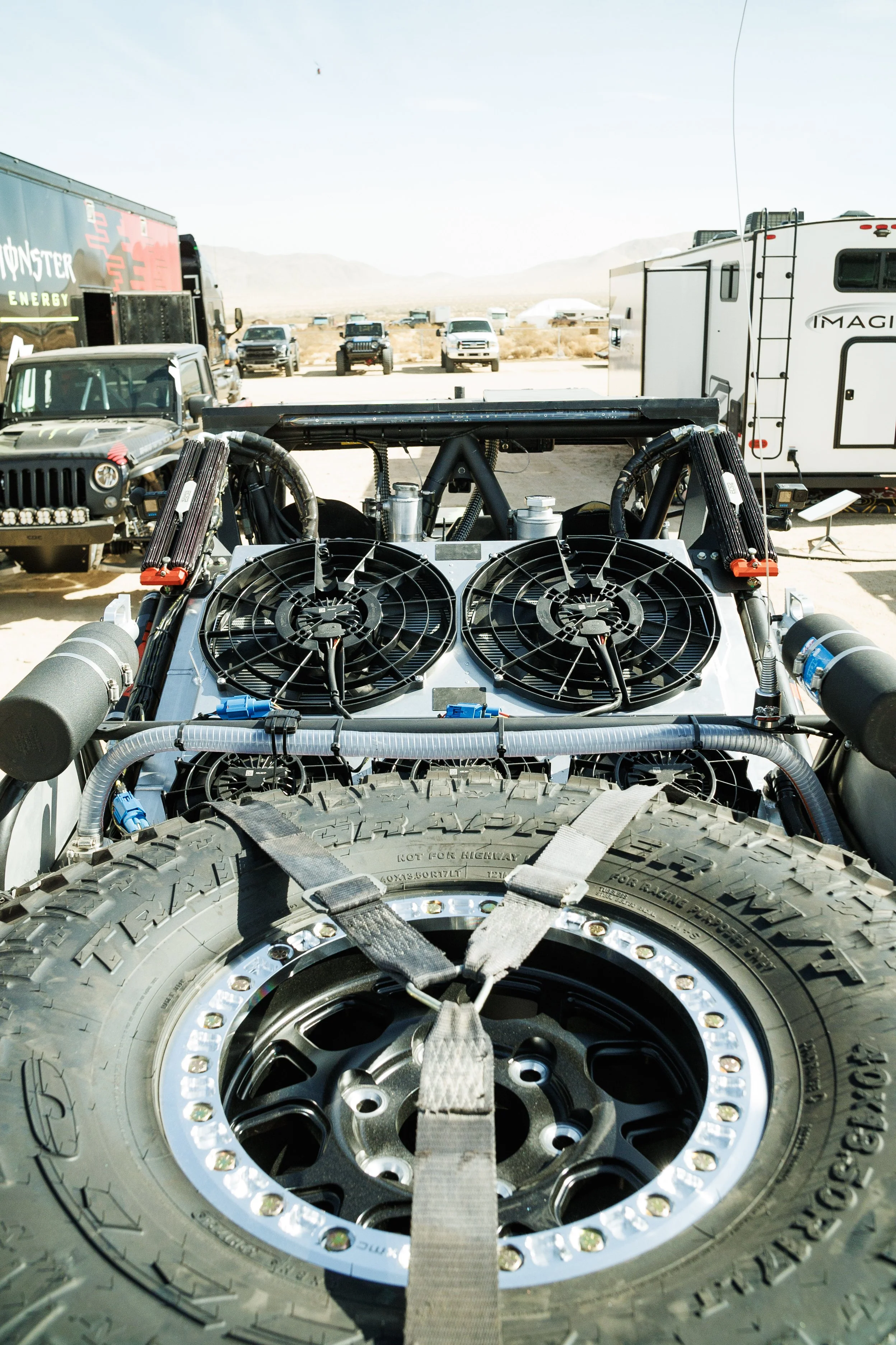 2_1_CaseyCurrie_KingOfHammers_TrophyJeepShakedown_TrophyJeep_NoCrop_005.jpg