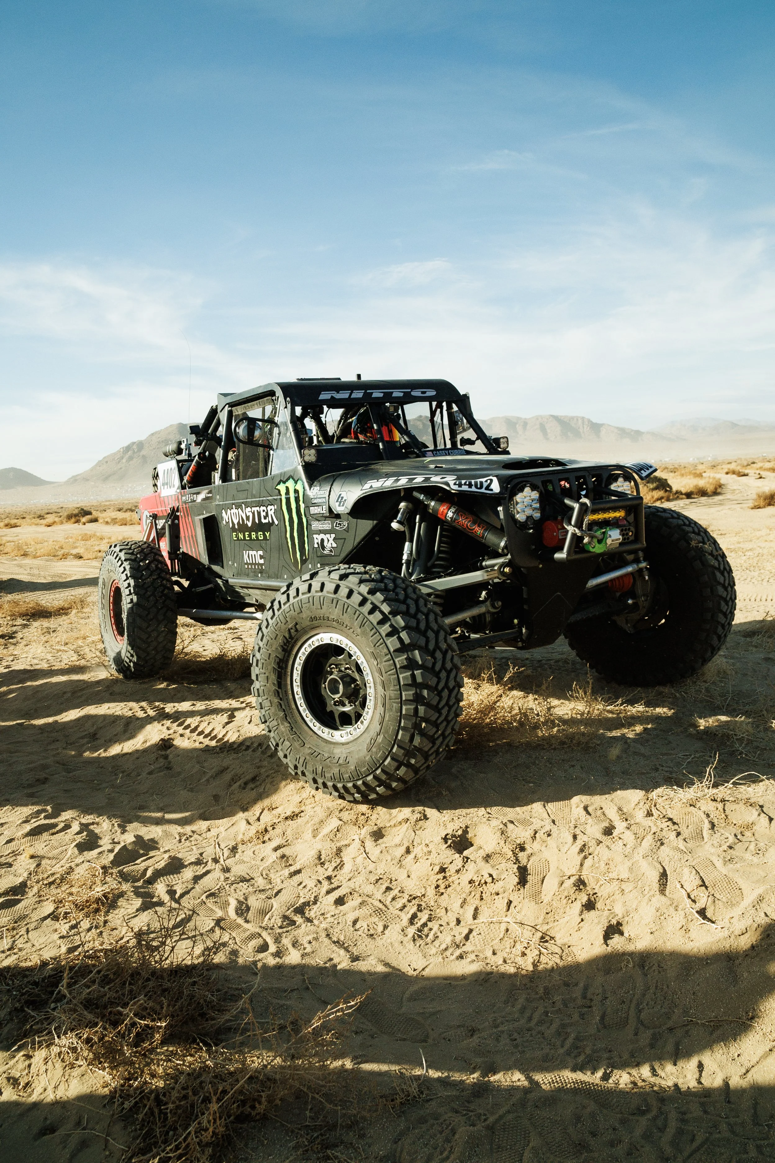 2_1_CaseyCurrie_KingOfHammers_TrophyJeepShakedown_TrophyJeep_NoCrop_022.jpg