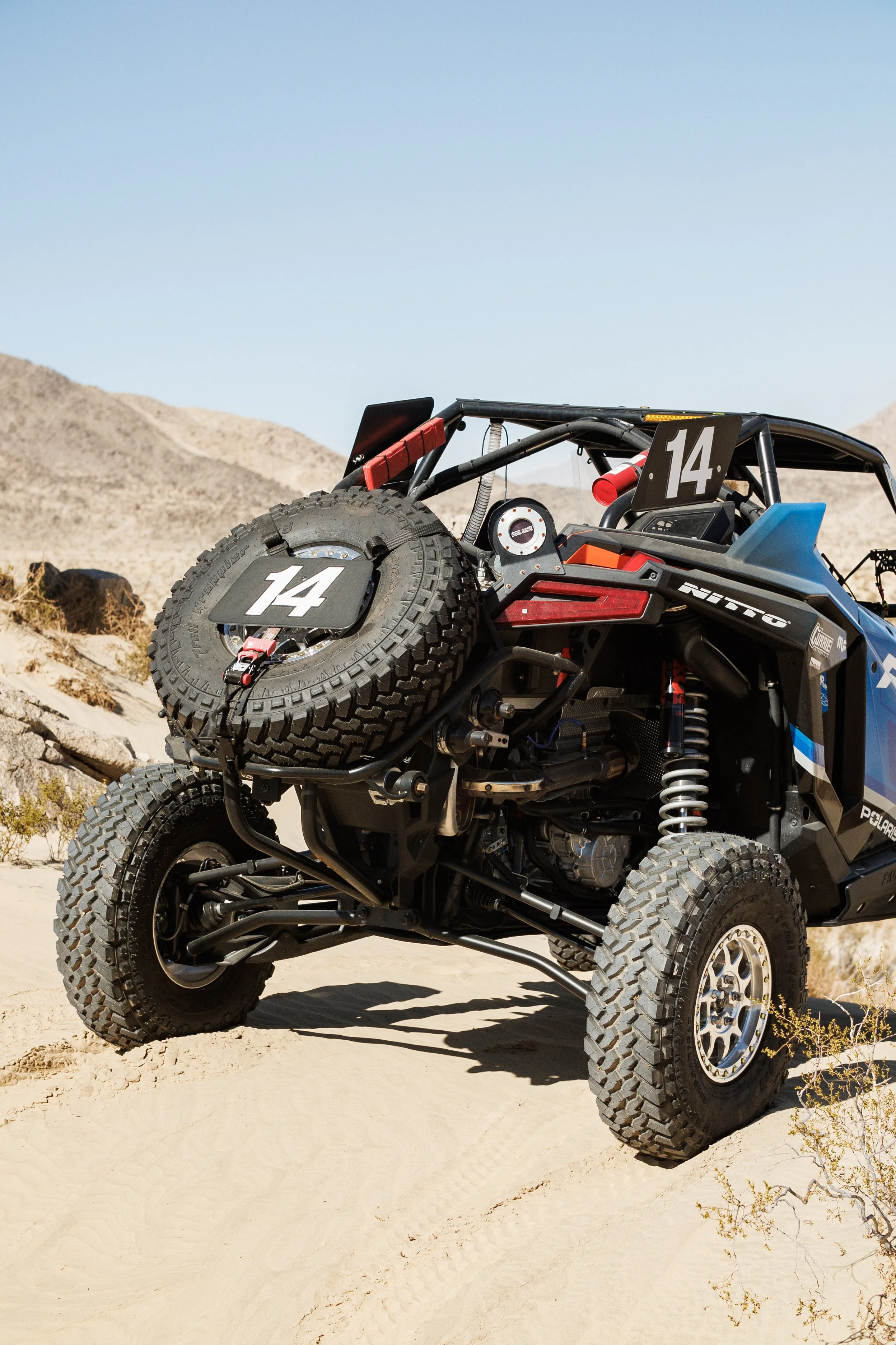 2_2_CaseyCurrie_KingOfHammers_PolarisRZRTurboR_NoCrop_010.jpg