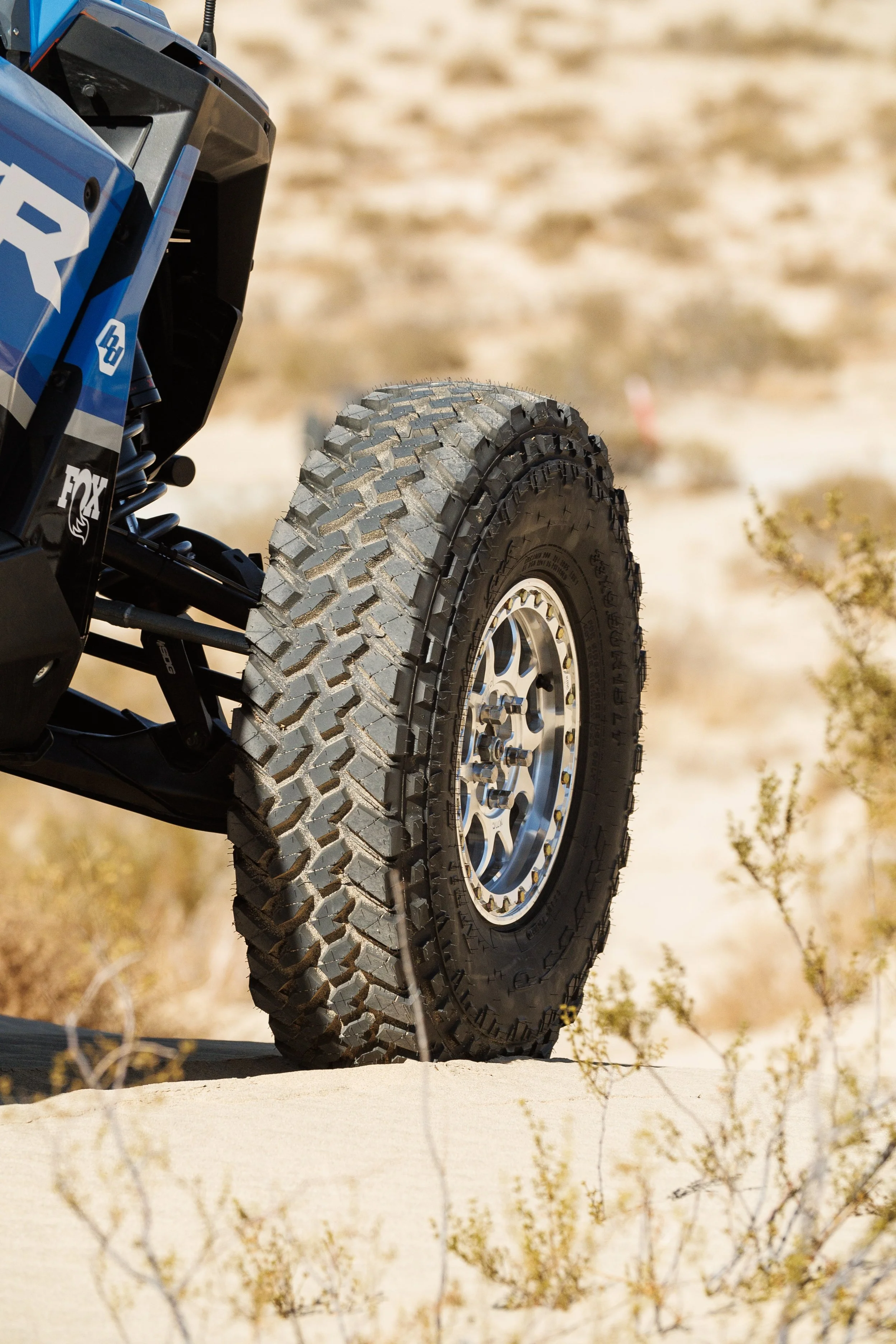 2_2_CaseyCurrie_KingOfHammers_PolarisRZRTurboR_NoCrop_012.jpg
