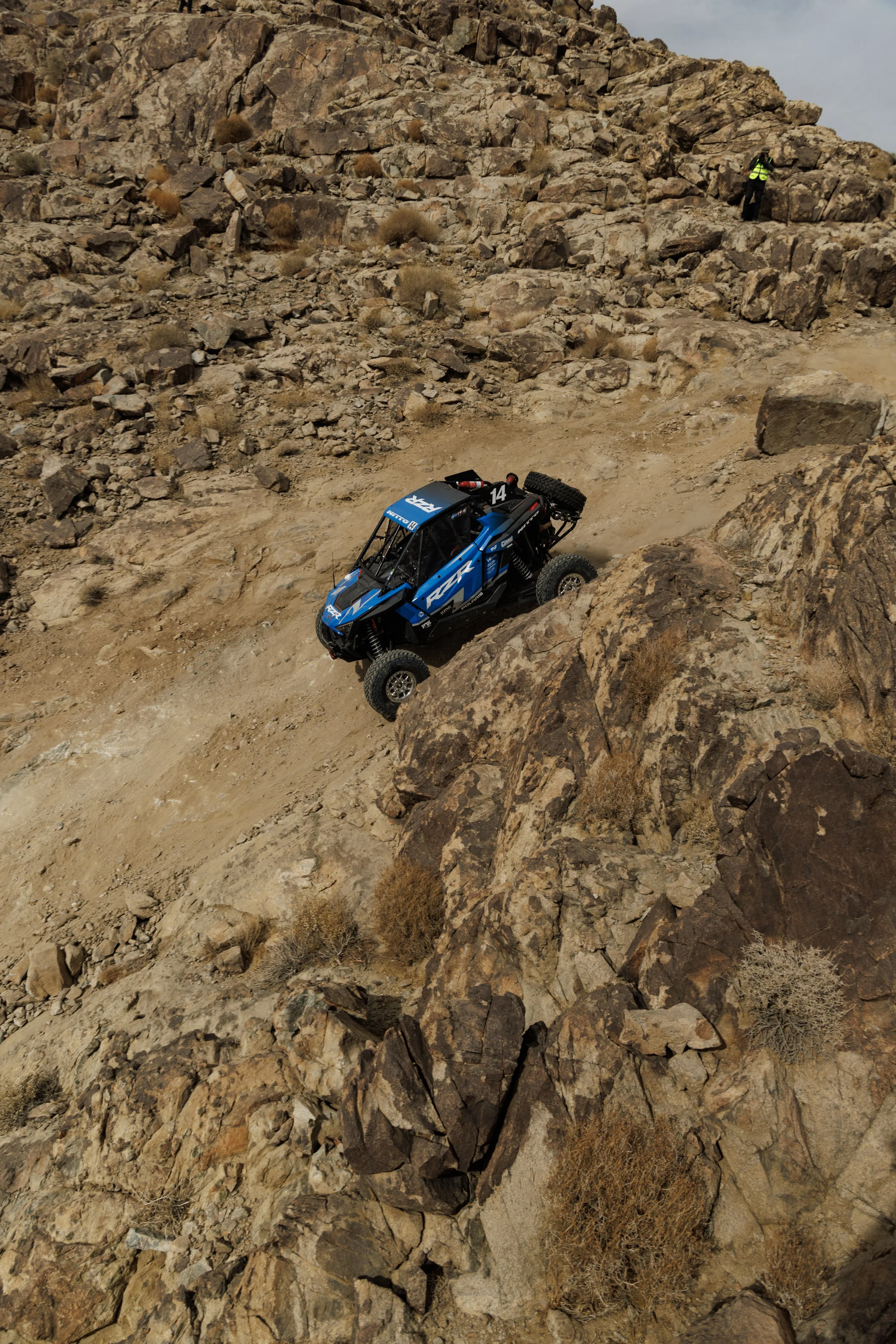 2_3_CaseyCurrie_KingOfHammers_JohnsonValleyCA_PolarisRZRTurboR_NoCrop_009.jpg