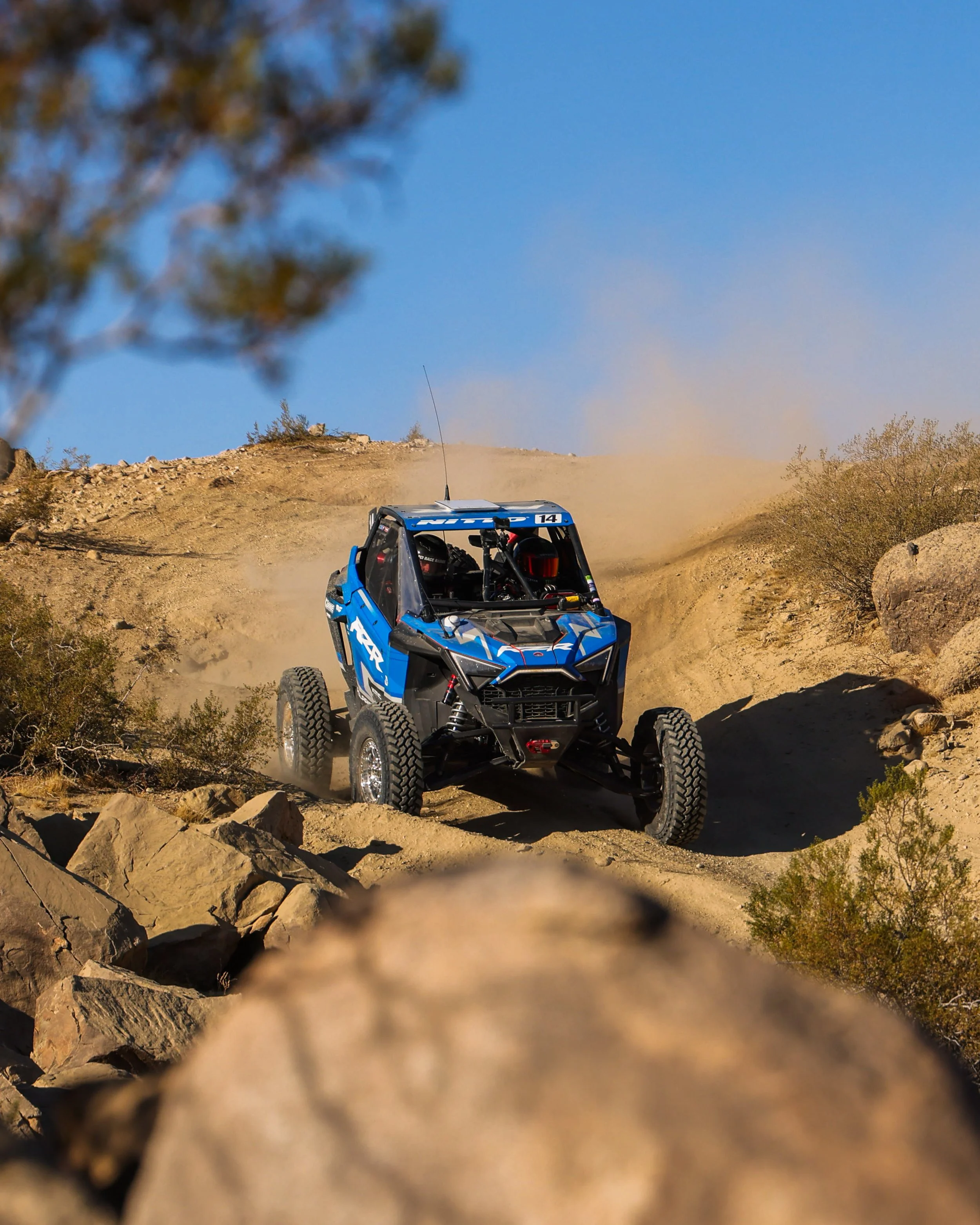 2_6_CaseyCurrie_KingOfTheHammers_JohnsonValley_UTVRace_PolarisRZRTurboR_NoCrop_004.JPG