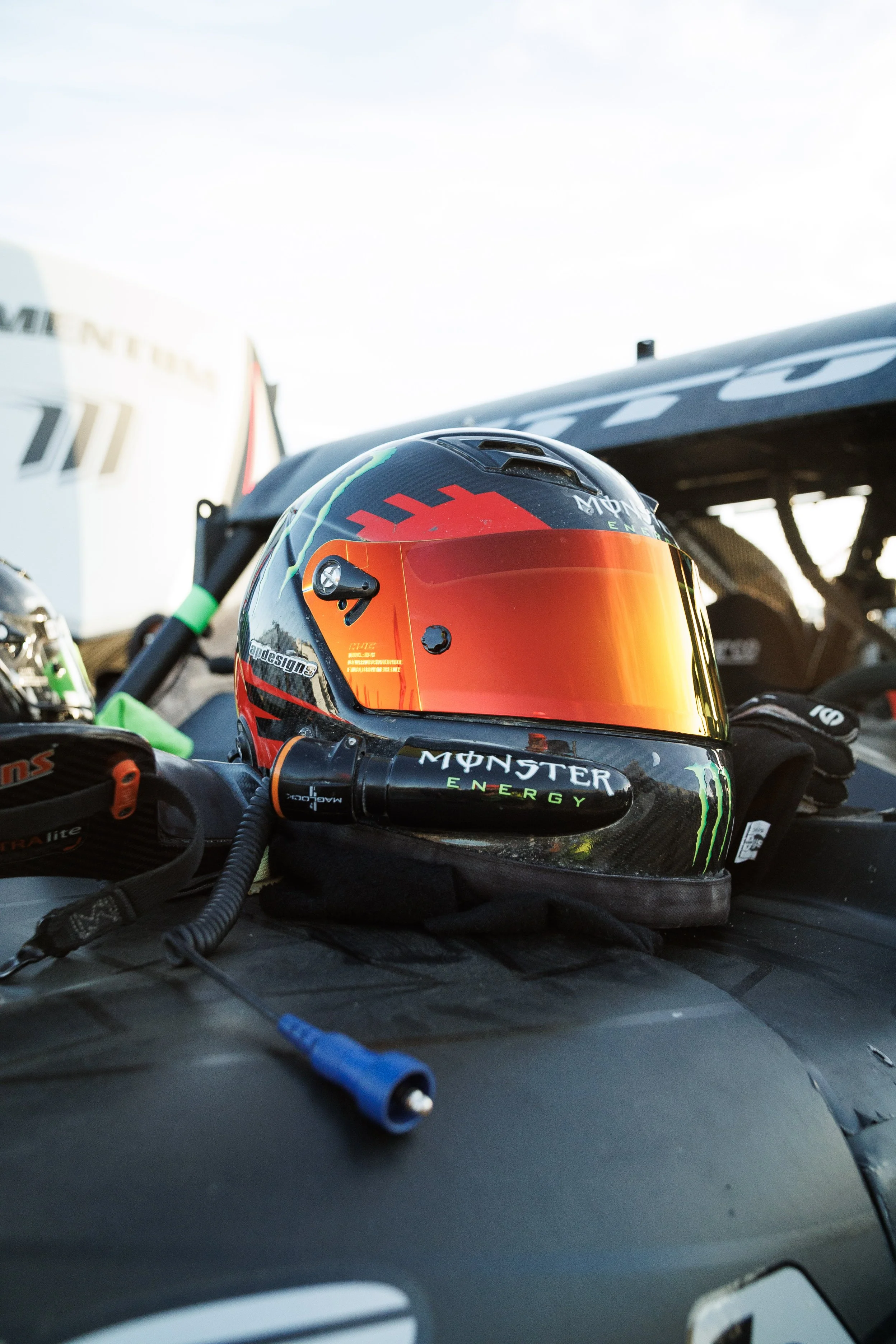 2_8_CaseyCurrie_KingOfTheHammers_JohnsonValleyCA_TrophyJeep_NoCrop_002.jpg